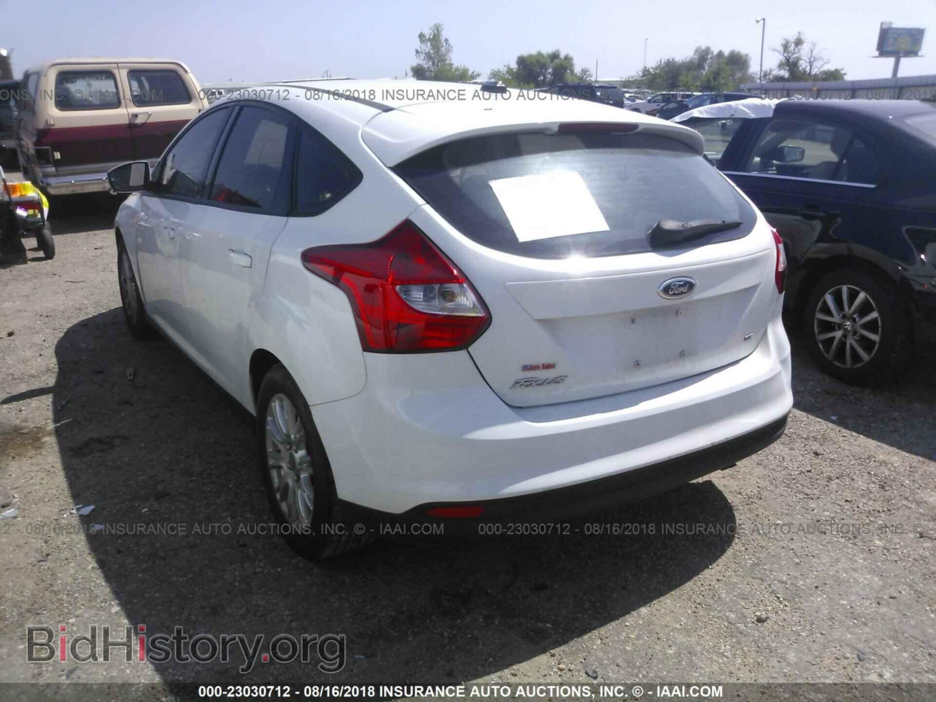 2012 Ford Focus - VIN: 1FAHP3K29CL274630 - Photo 3