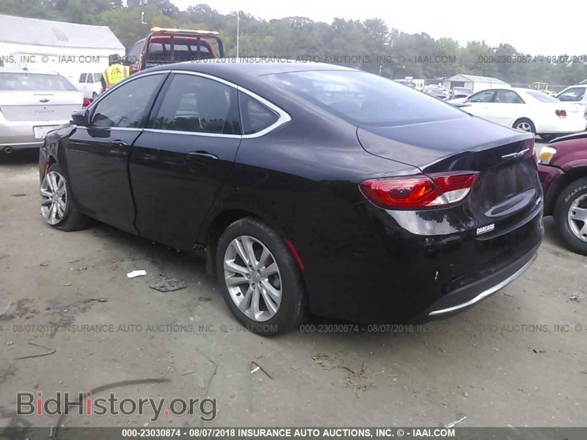2016 Chrysler 200 - VIN: 1C3CCCAB3GN123766 - Photo 3