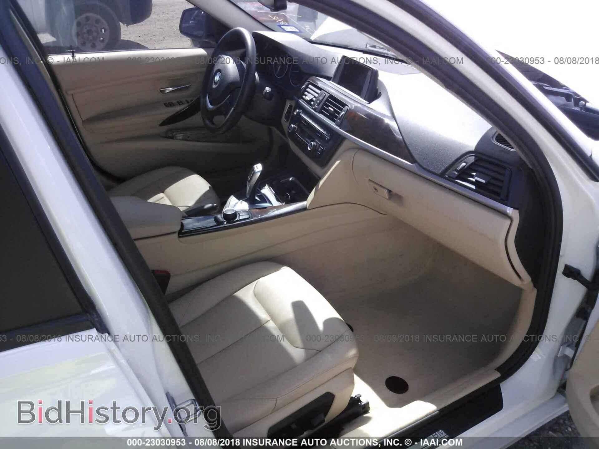2015 BMW 328 - VIN: WBA3A5G50FNS84845 - Фото 5