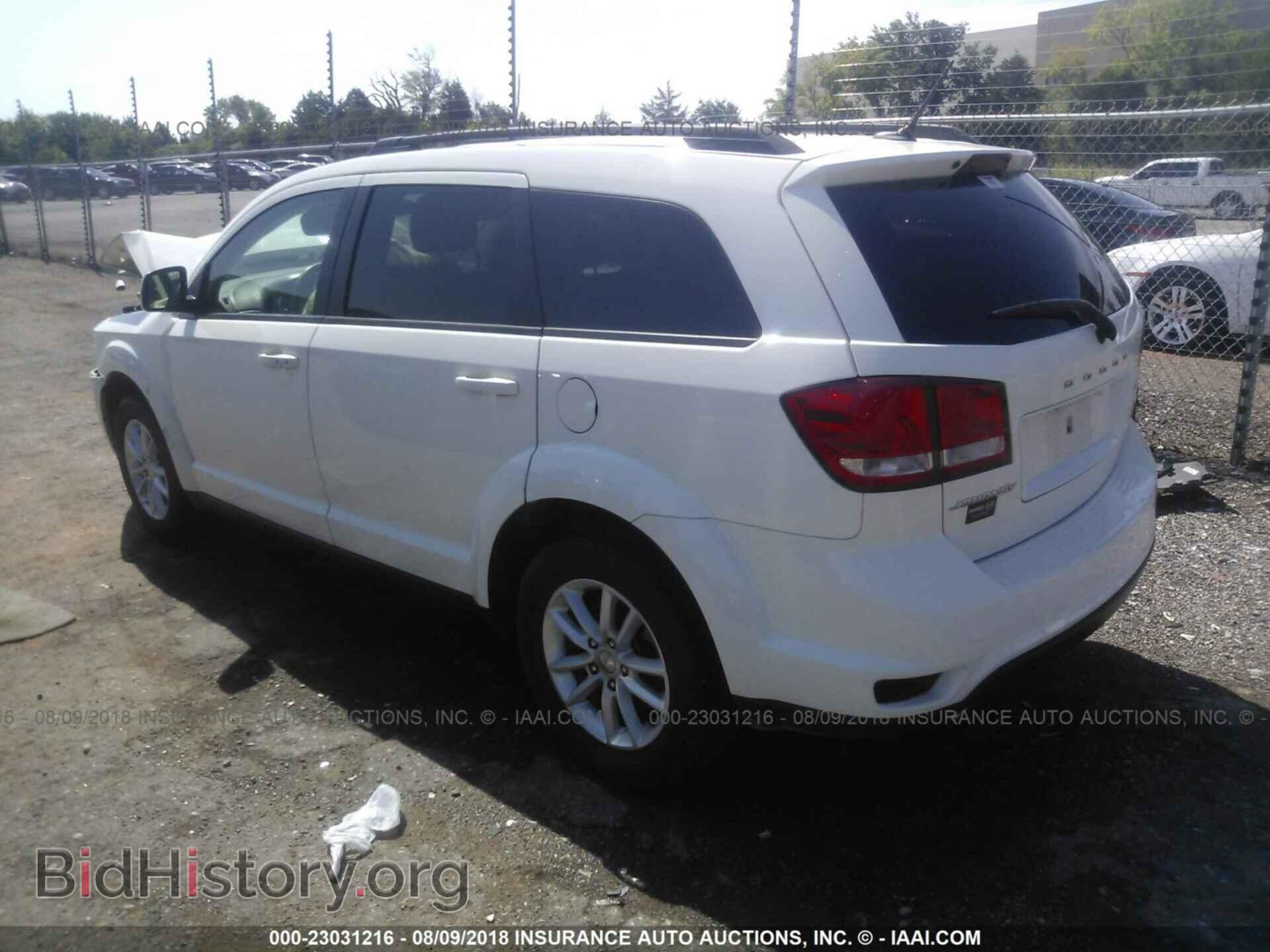 2015 Dodge Journey - VIN: 3C4PDCBG8FT711424 - Фото 3