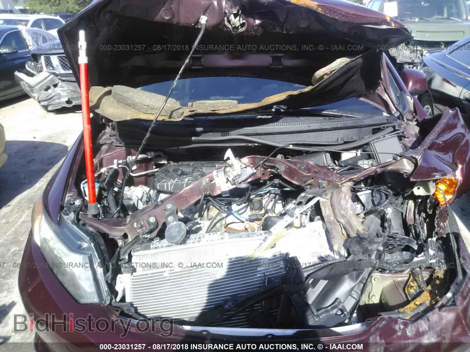 2012 Honda Civic - VIN: 19XFB2F53CE064225 - Фото 10