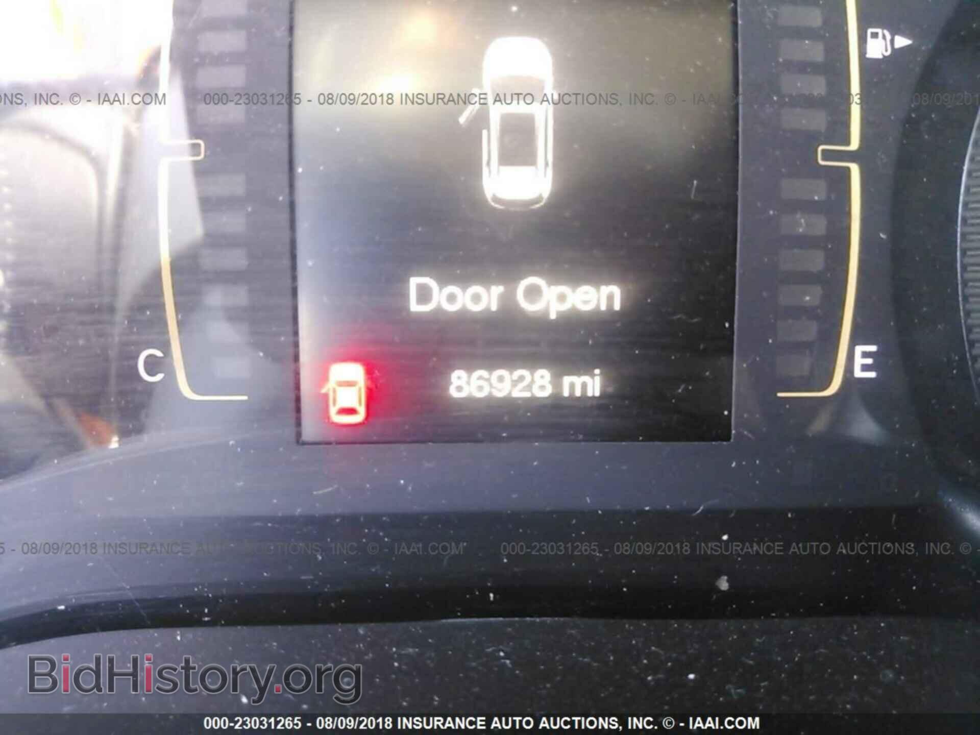 2015 Jeep Cherokee - VIN: 1C4PJMCB0FW672470 - Photo 7