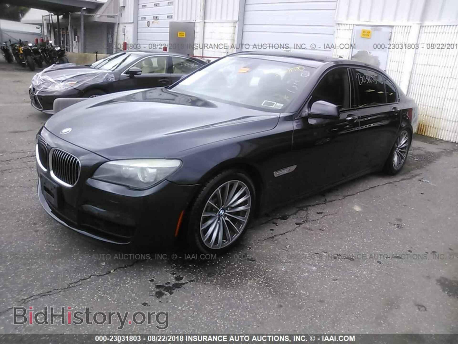 2012 Bmw 750 - VIN: WBAKB8C53CC963810 - Photo 2