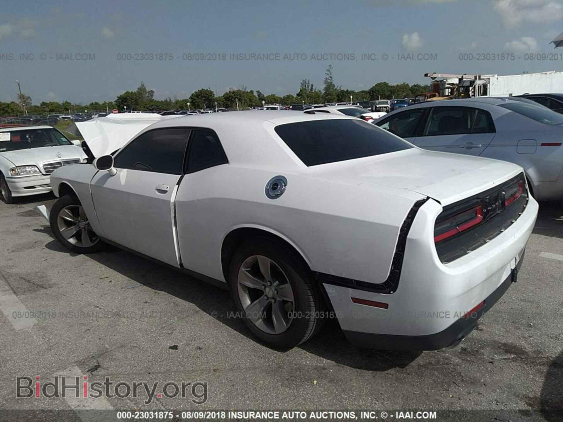 2016 Dodge Challenger - VIN: 2C3CDZAG2GH288647 - Photo 3