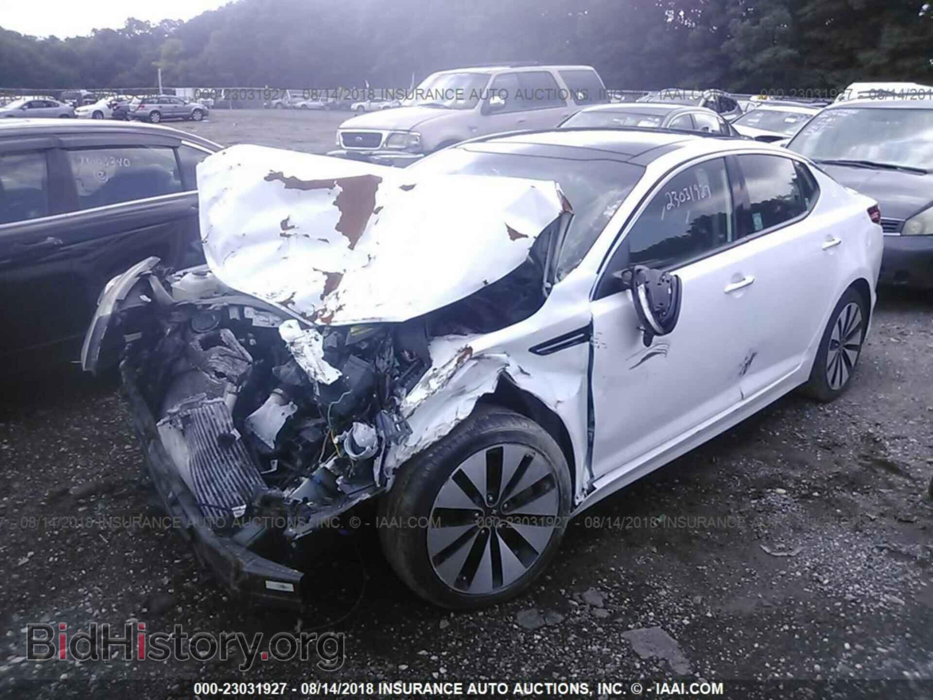 2012 Kia Optima - VIN: 5XXGR4A61CG077977 - Photo 2