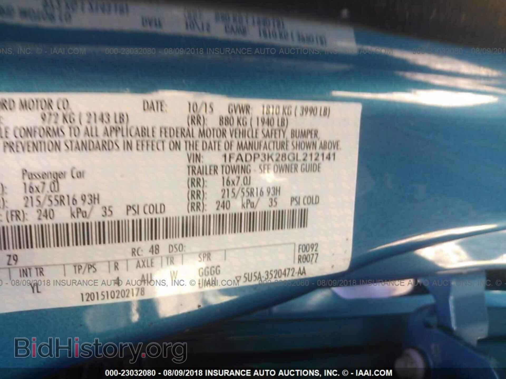 2016 Ford Focus - VIN: 1FADP3K28GL212141 - Photo 9