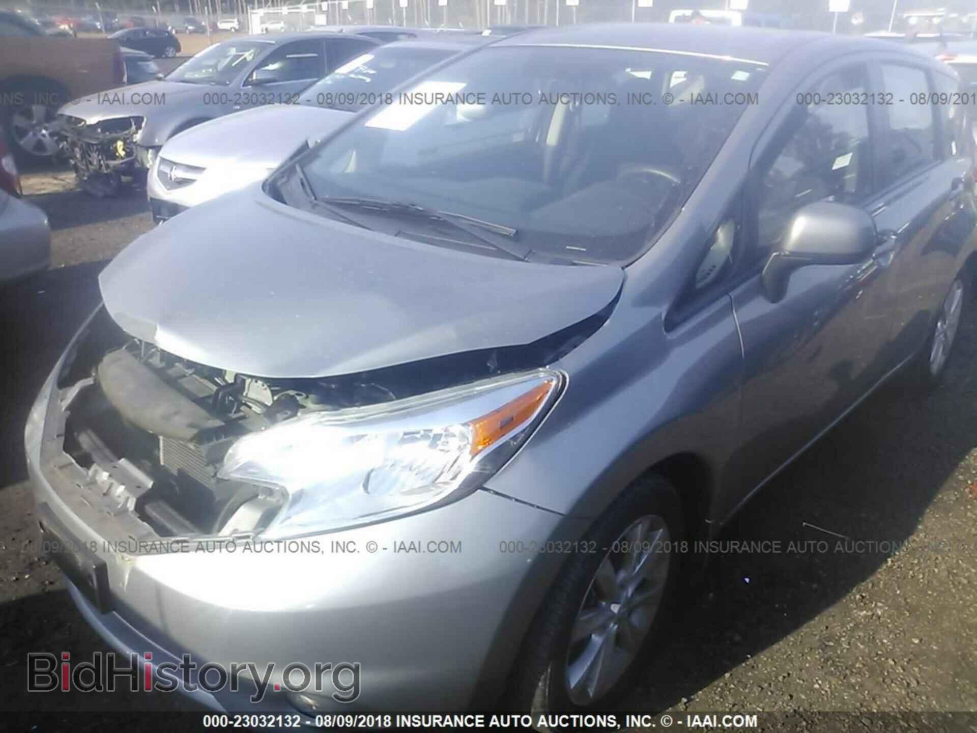 2014 Nissan Versa note - VIN: 3N1CE2CP6EL409085 - Photo 2
