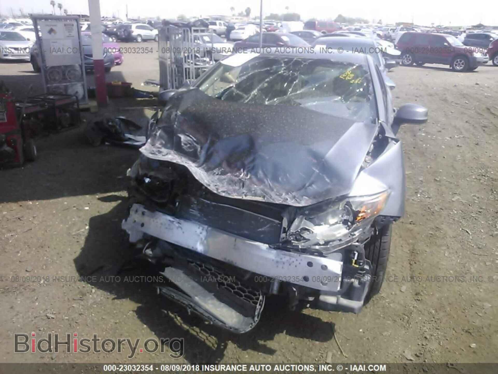 2012 Honda Civic - VIN: 2HGFG3B53CH530190 - Photo 6