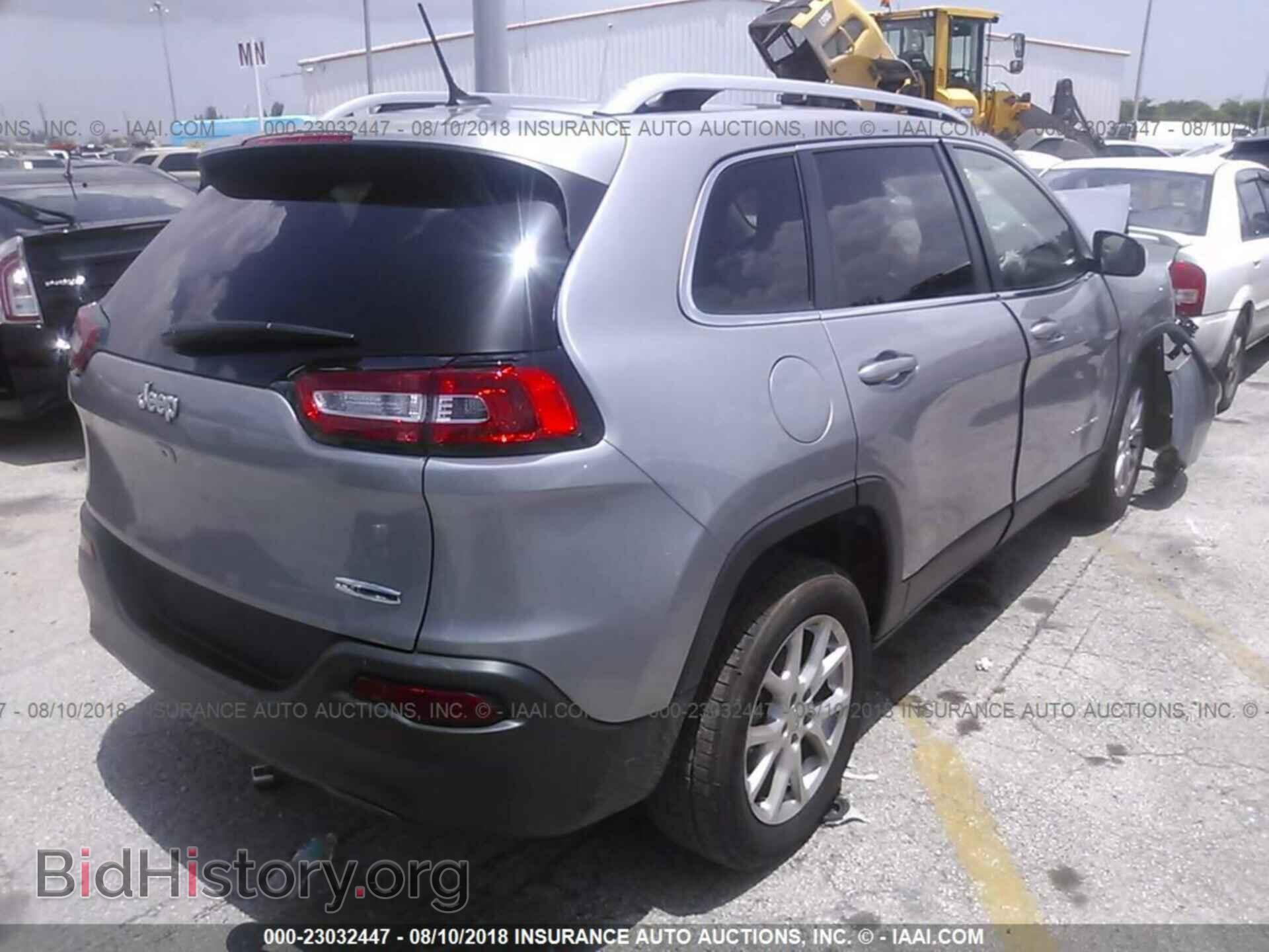 2018 Jeep Cherokee - VIN: 1C4PJLCB1JD565202 - Фото 4