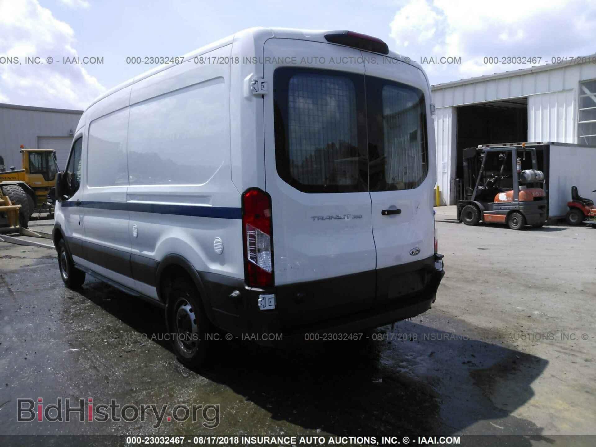 2018 Ford Transit - VIN: 1FTBW2CM3JKA30133 - Photo 3