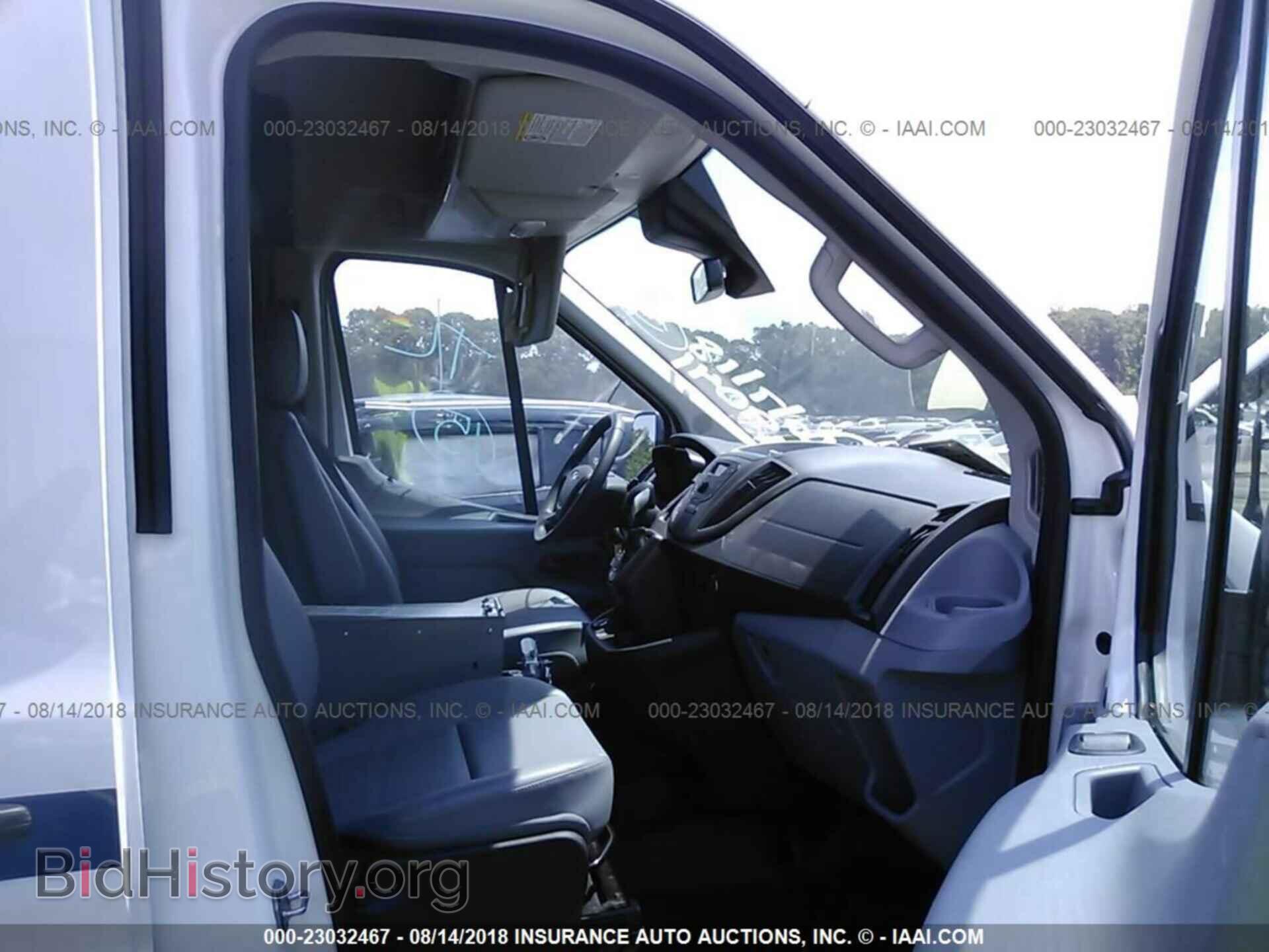 2018 Ford Transit - VIN: 1FTBW2CM3JKA30133 - Photo 5