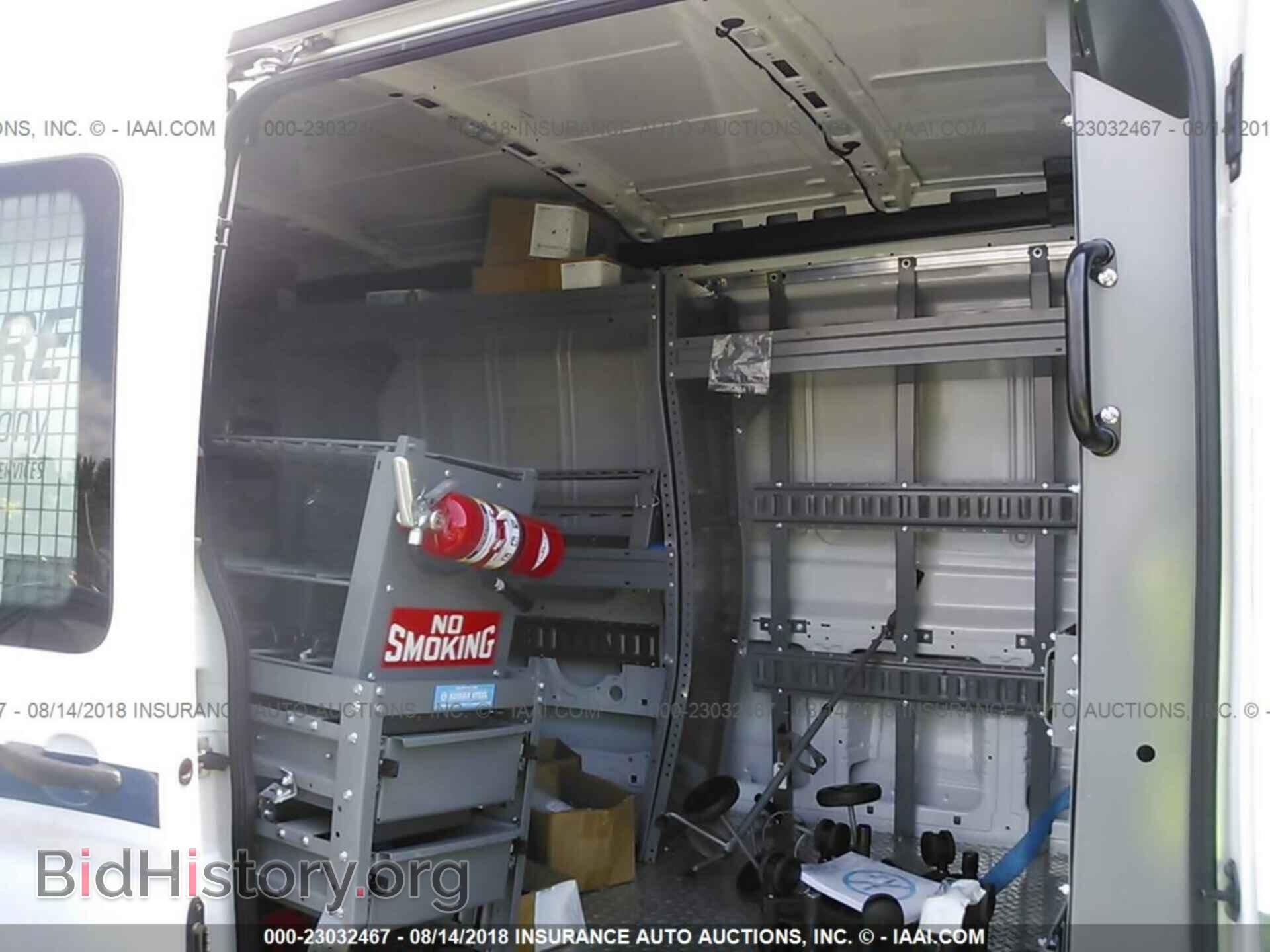 2018 Ford Transit - VIN: 1FTBW2CM3JKA30133 - Photo 8