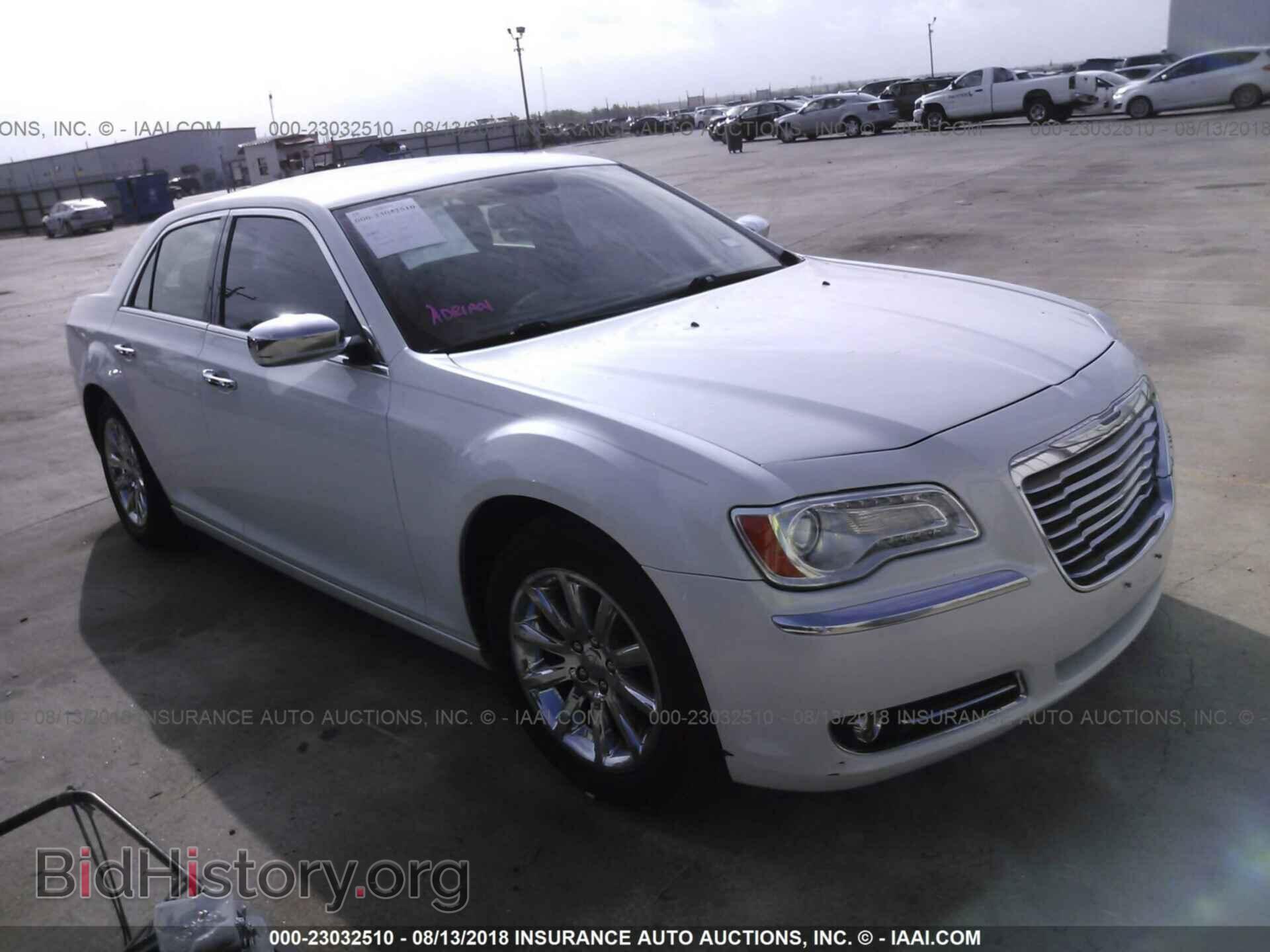Фотография 2C3CCAET4DH660898 - Chrysler 300c 2013