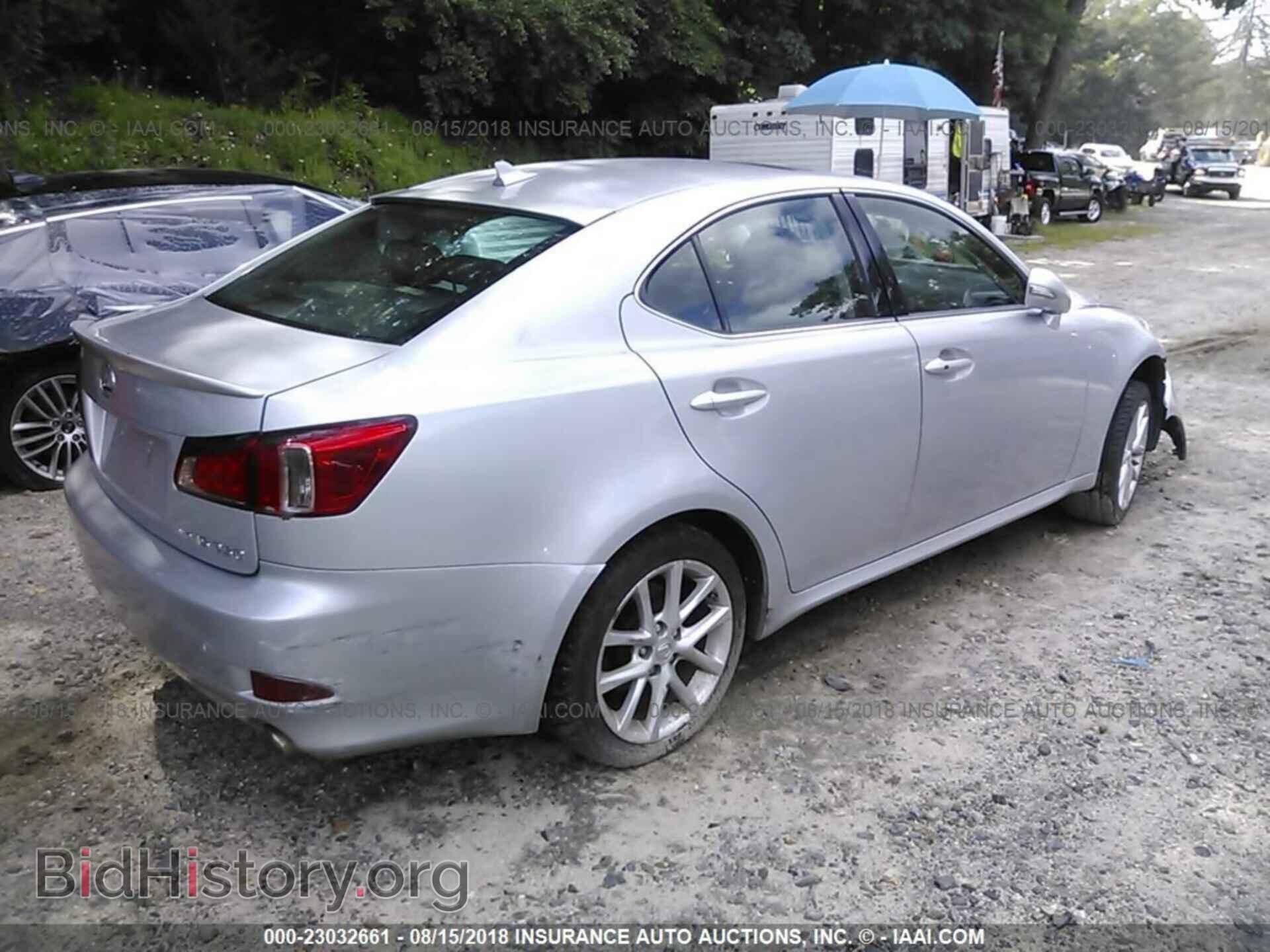 2011 Lexus Is - VIN: JTHCF5C21B5050528 - Фото 4