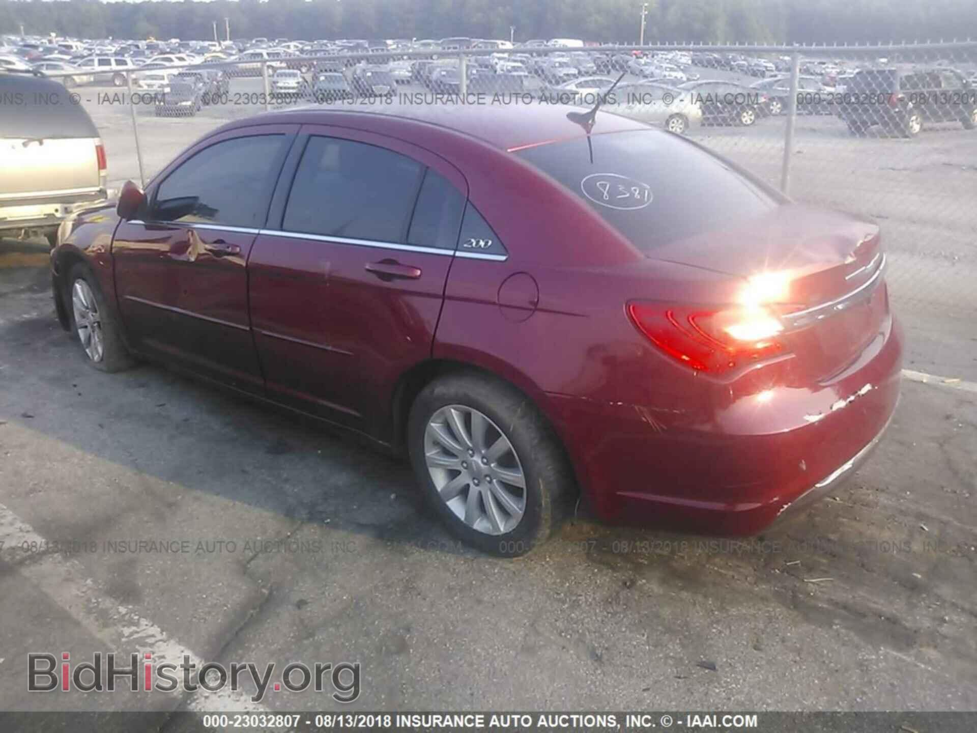 2013 Chrysler 200 - VIN: 1C3CCBAB9DN568504 - Photo 3