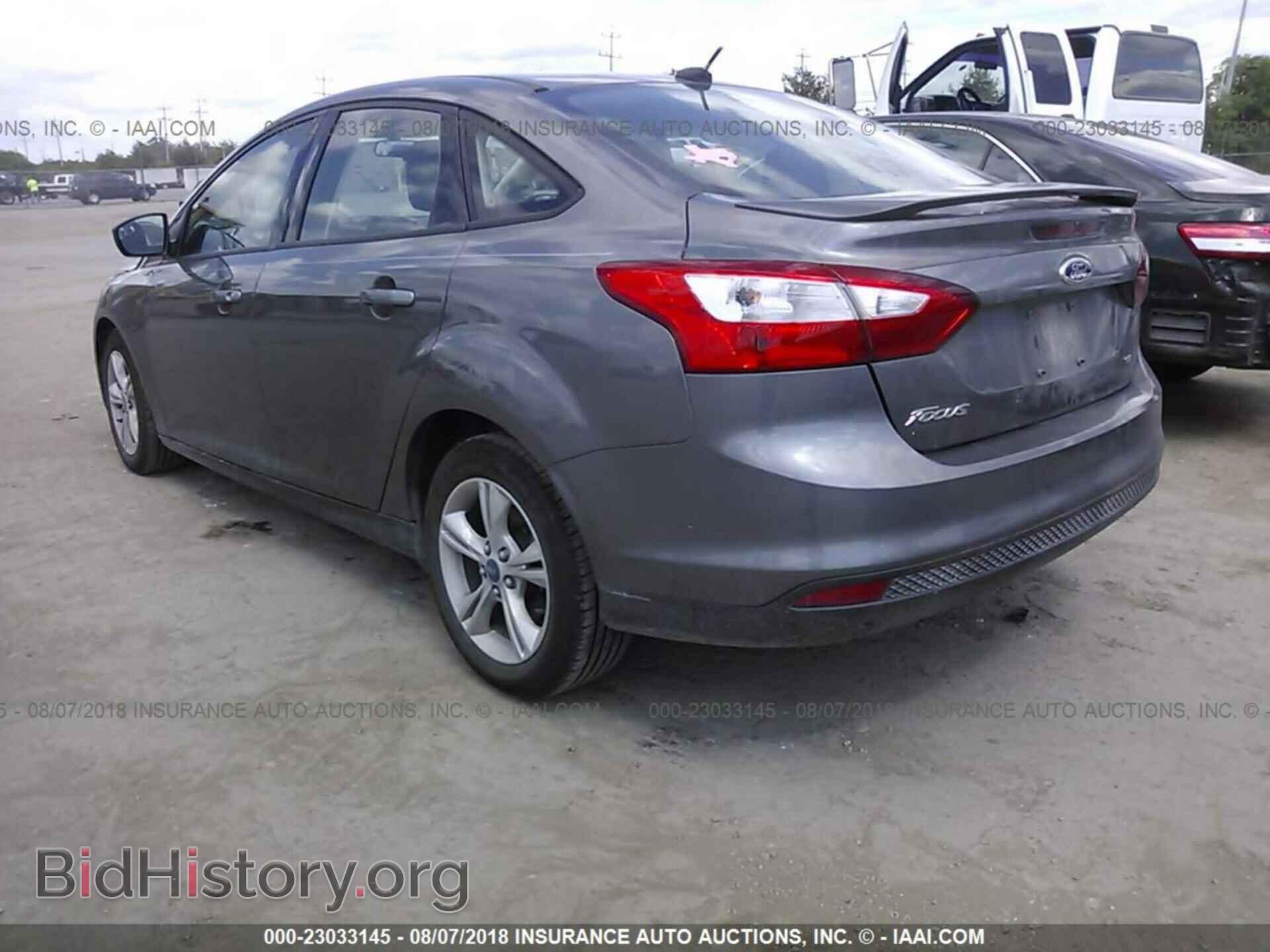 2012 Ford Focus - VIN: 1FAHP3F23CL243447 - Photo 3