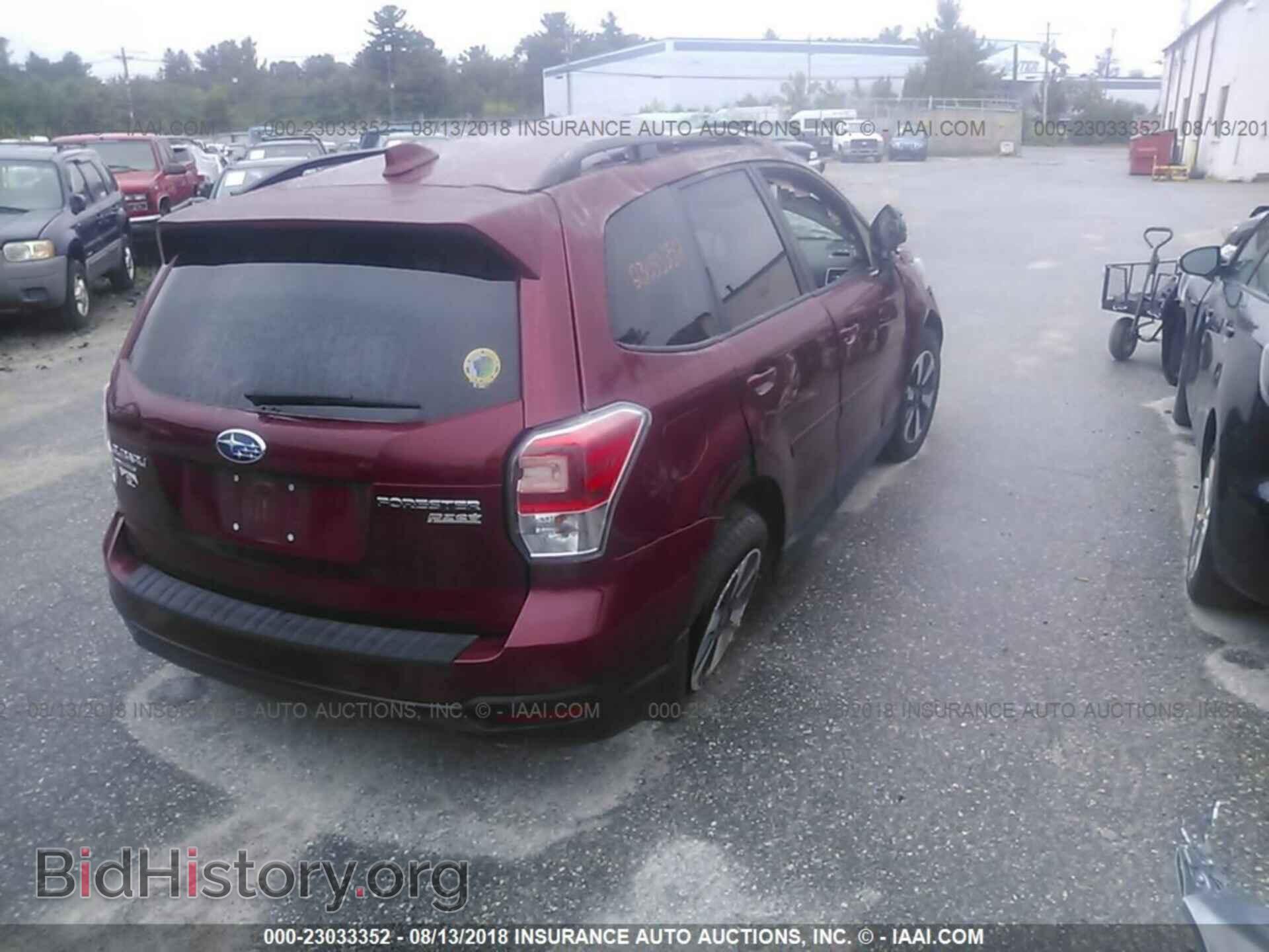 2017 Subaru Forester - VIN: JF2SJAEC4HH497115 - Фото 4