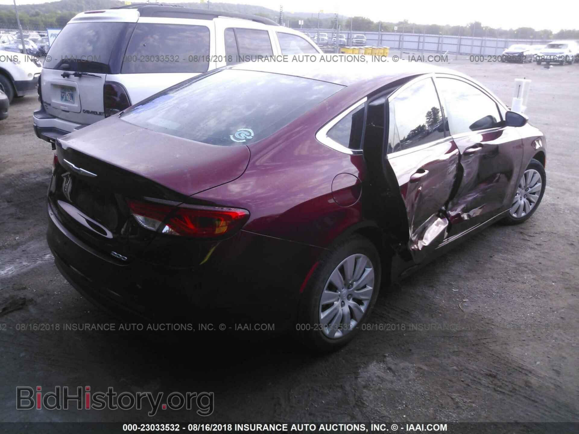 2016 Chrysler 200 - VIN: 1C3CCCFB8GN113050 - Photo 4