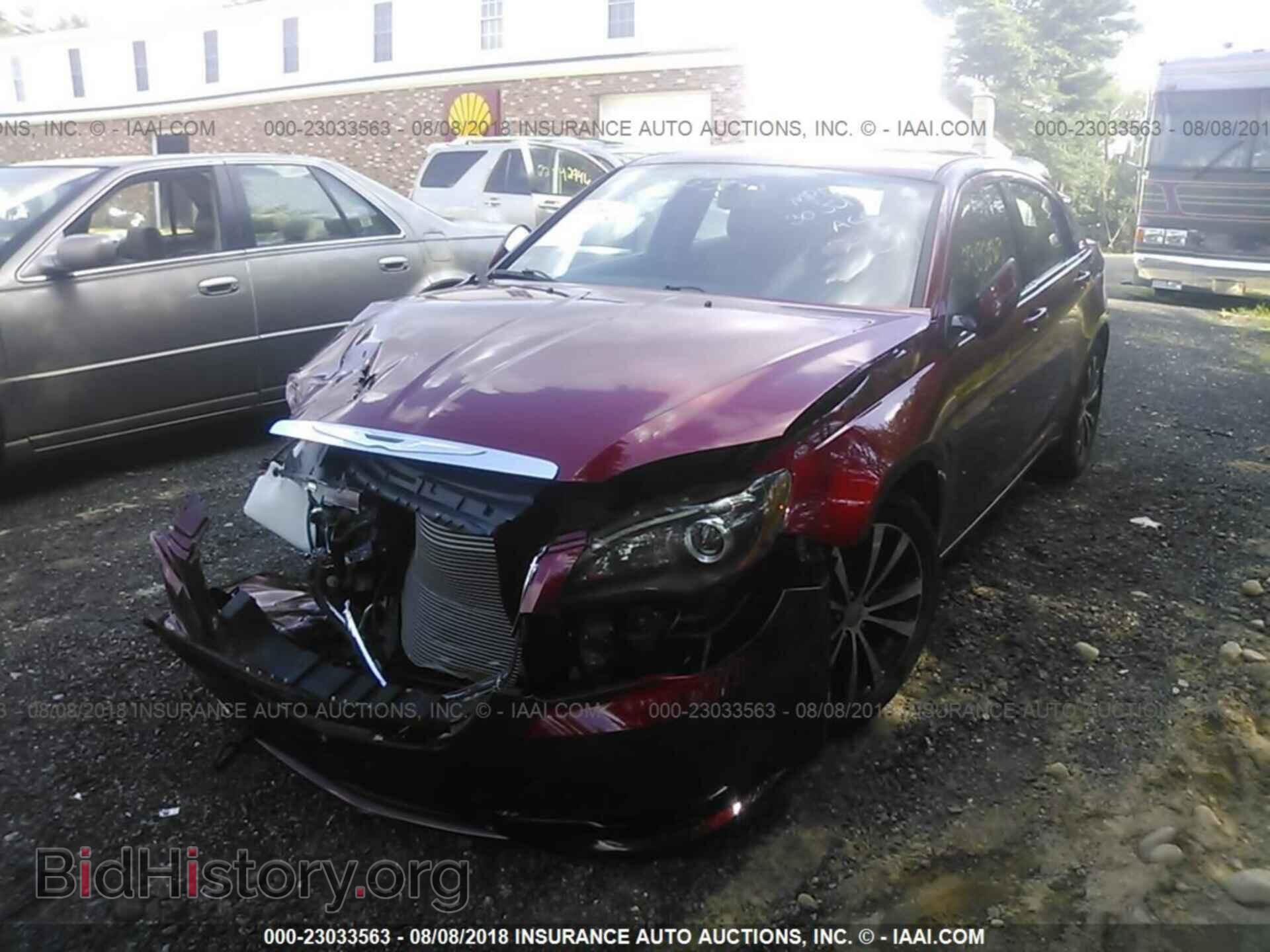 2014 Chrysler 200 - VIN: 1C3CCBCG7EN156544 - Photo 2