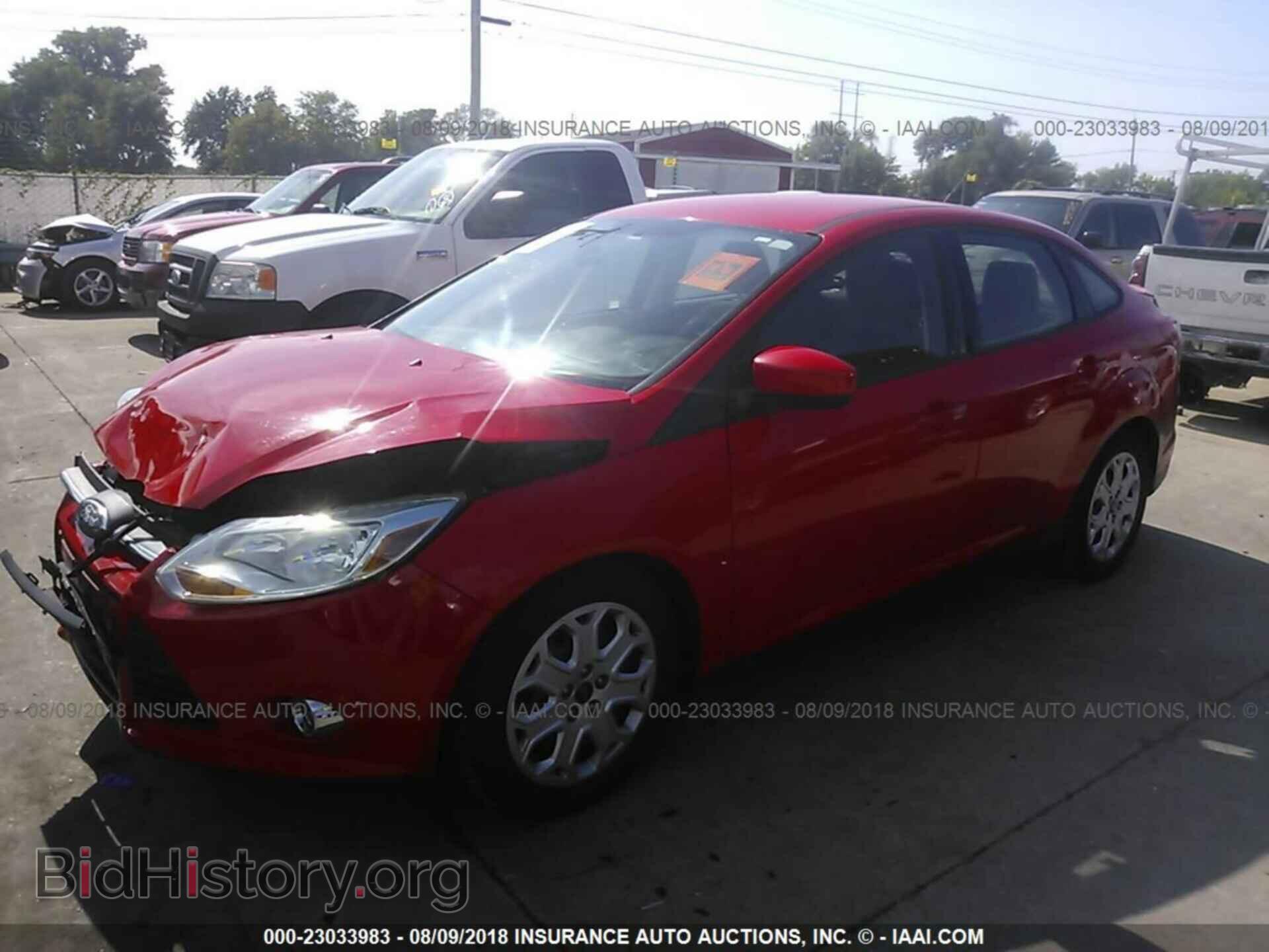 2012 Ford Focus - VIN: 1FAHP3F29CL196215 - Photo 2