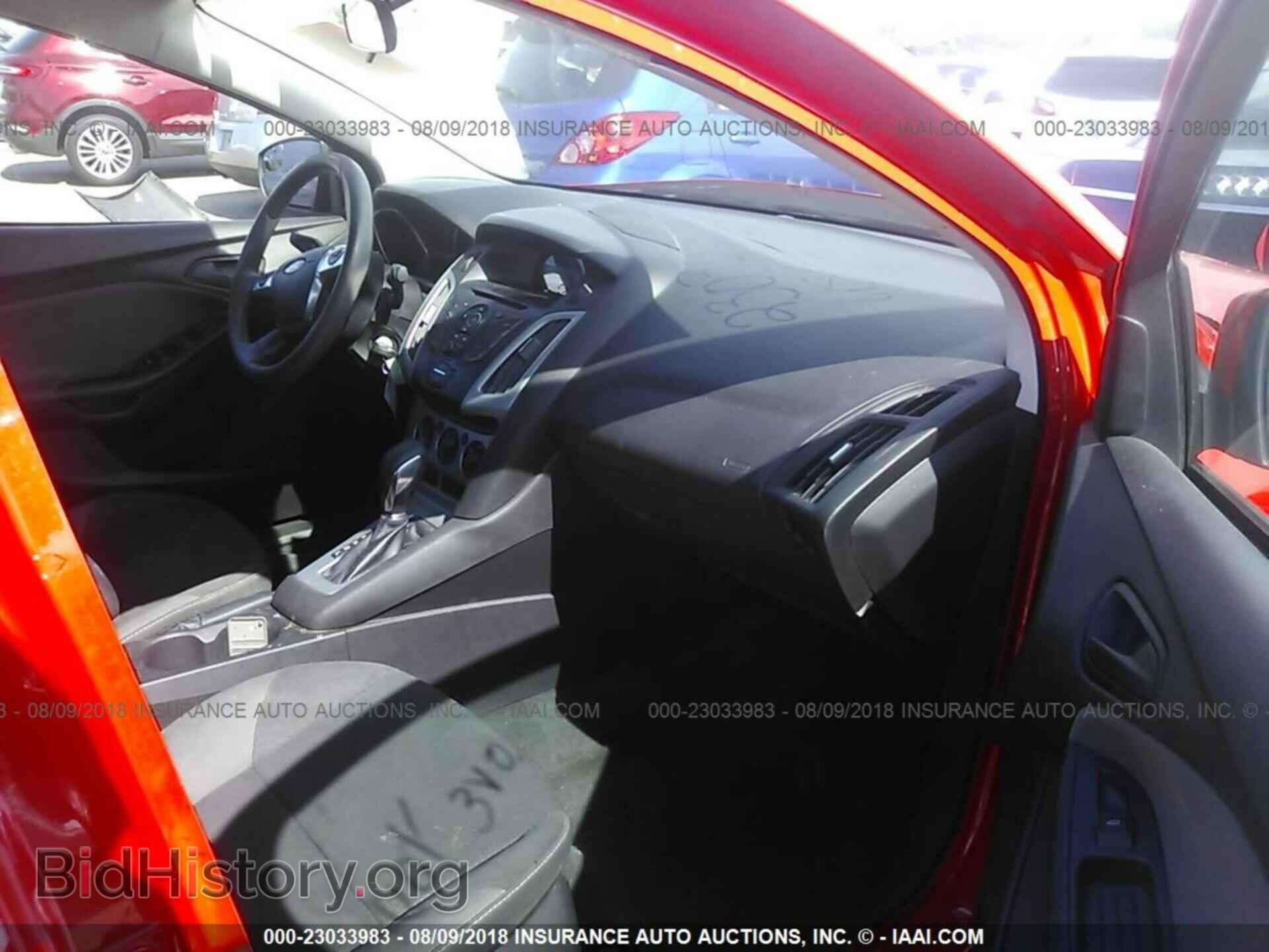 2012 Ford Focus - VIN: 1FAHP3F29CL196215 - Photo 5
