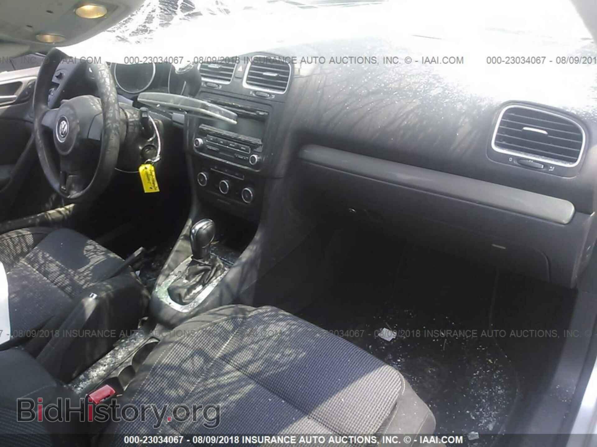 2012 Volkswagen Golf - VIN: WVWDB7AJ2CW214081 - Фото 5