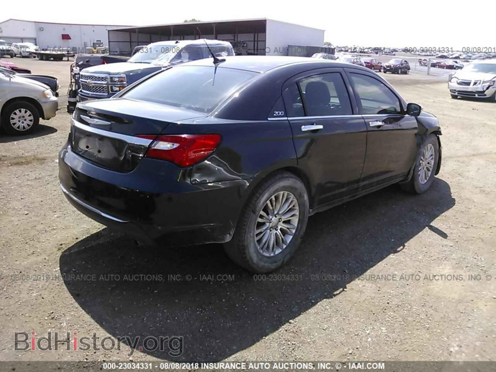 2011 Chrysler 200 - VIN: 1C3BC2FG2BN519920 - Photo 4