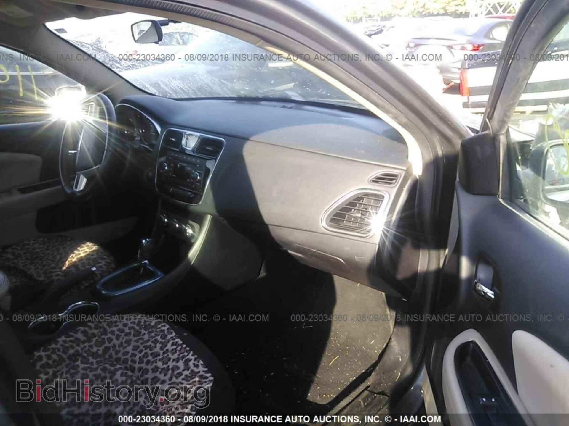 2013 Chrysler 200 - VIN: 1C3CCBBG9DN704236 - Фото 5