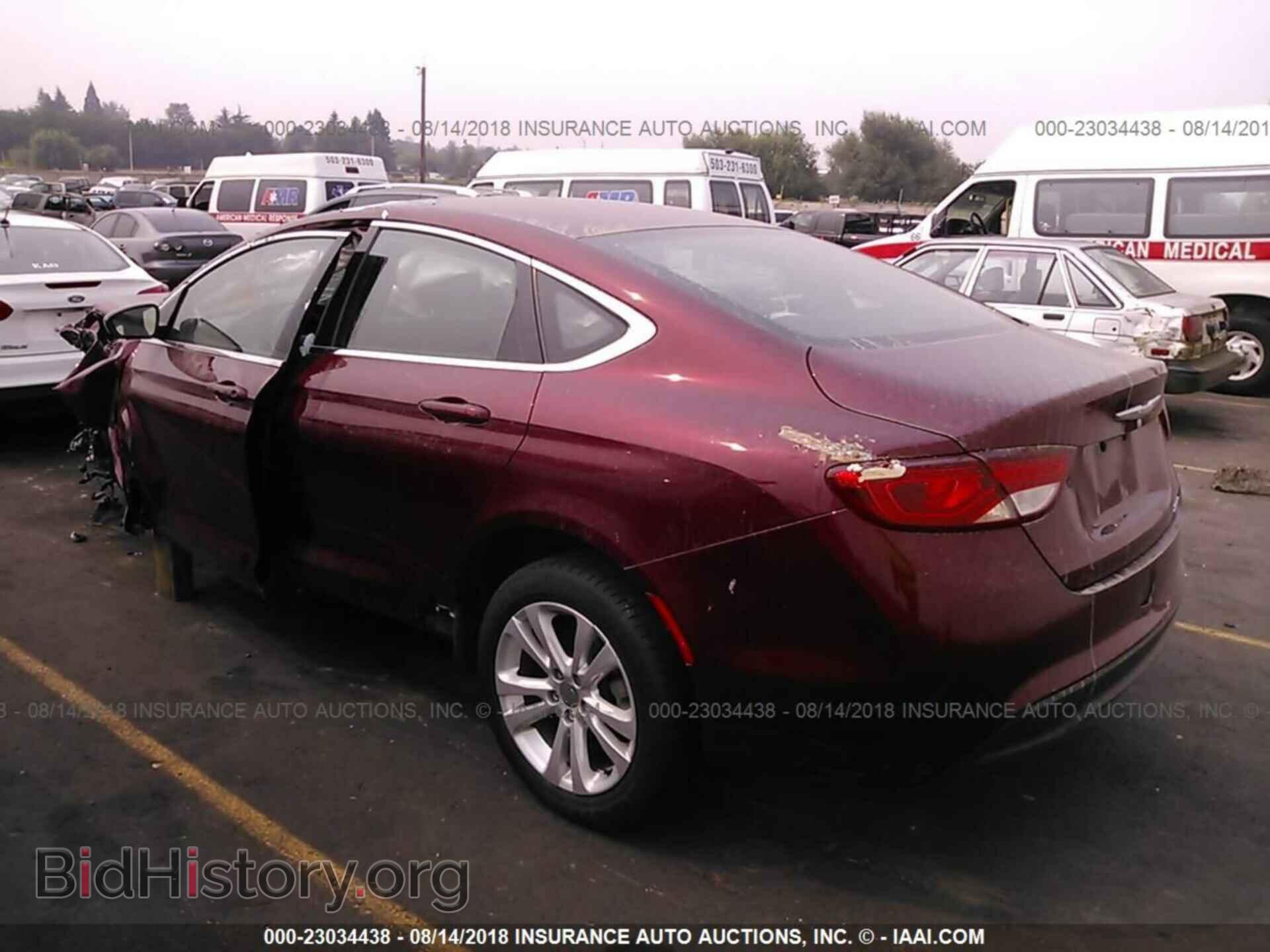 2016 Chrysler 200 - VIN: 1C3CCCFB5GN183198 - Photo 3