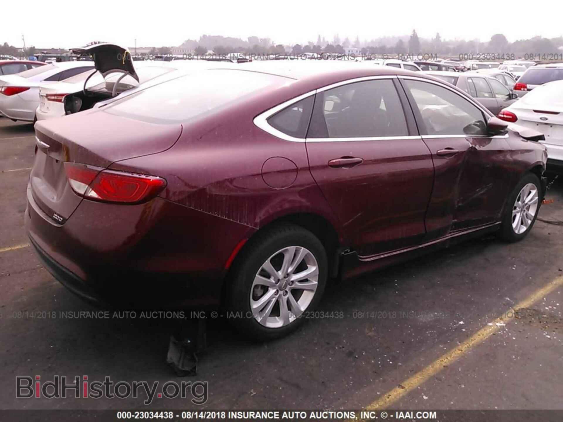 2016 Chrysler 200 - VIN: 1C3CCCFB5GN183198 - Photo 4