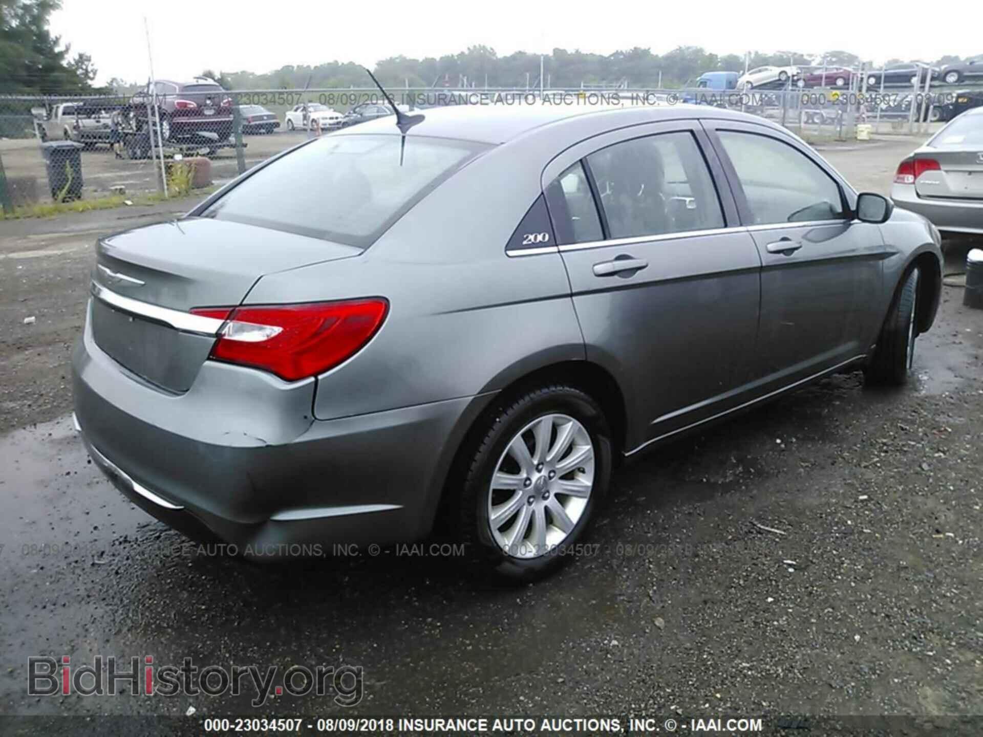 2012 Chrysler 200 - VIN: 1C3CCBBB5CN160935 - Photo 4