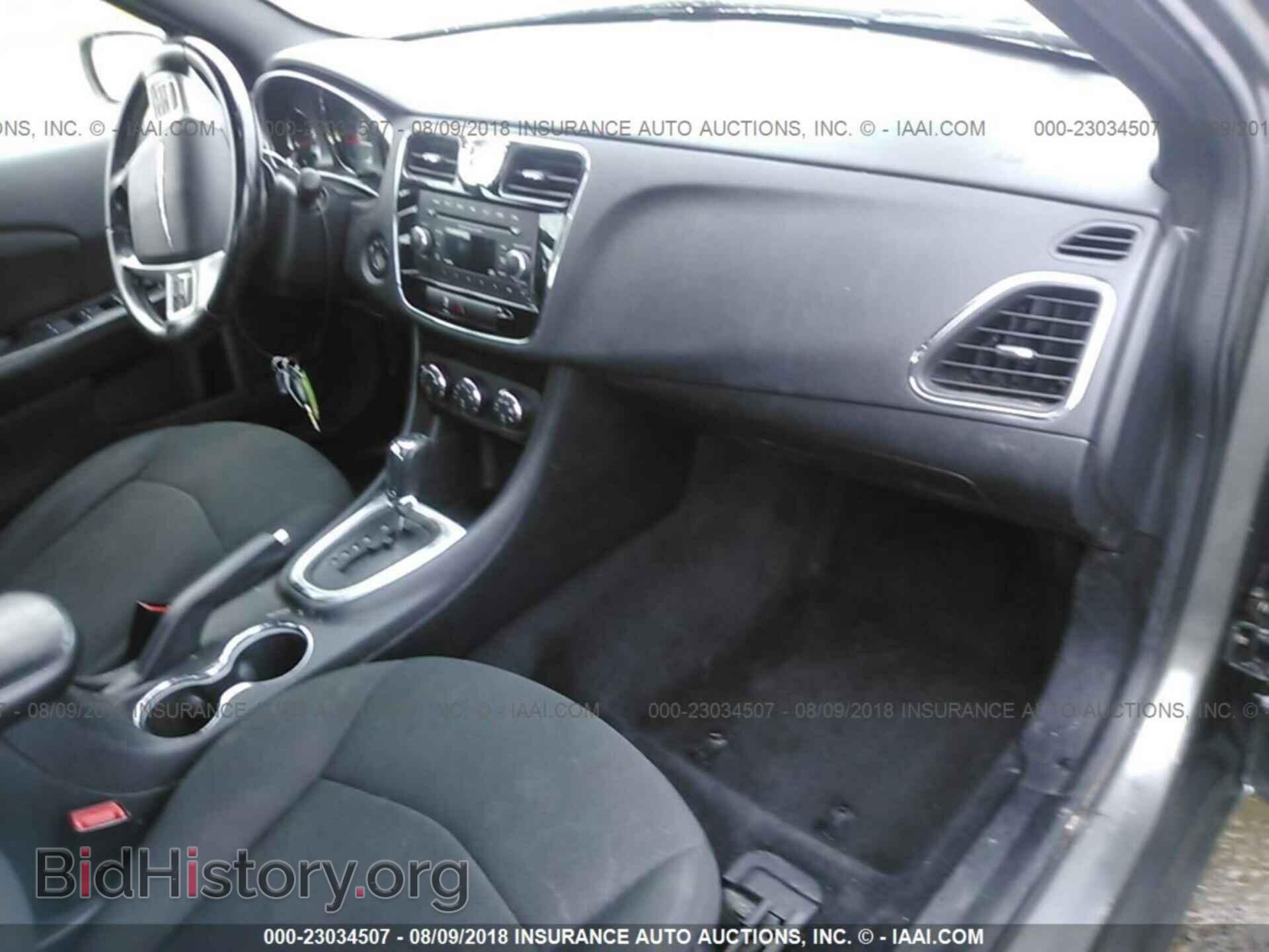 2012 Chrysler 200 - VIN: 1C3CCBBB5CN160935 - Photo 5