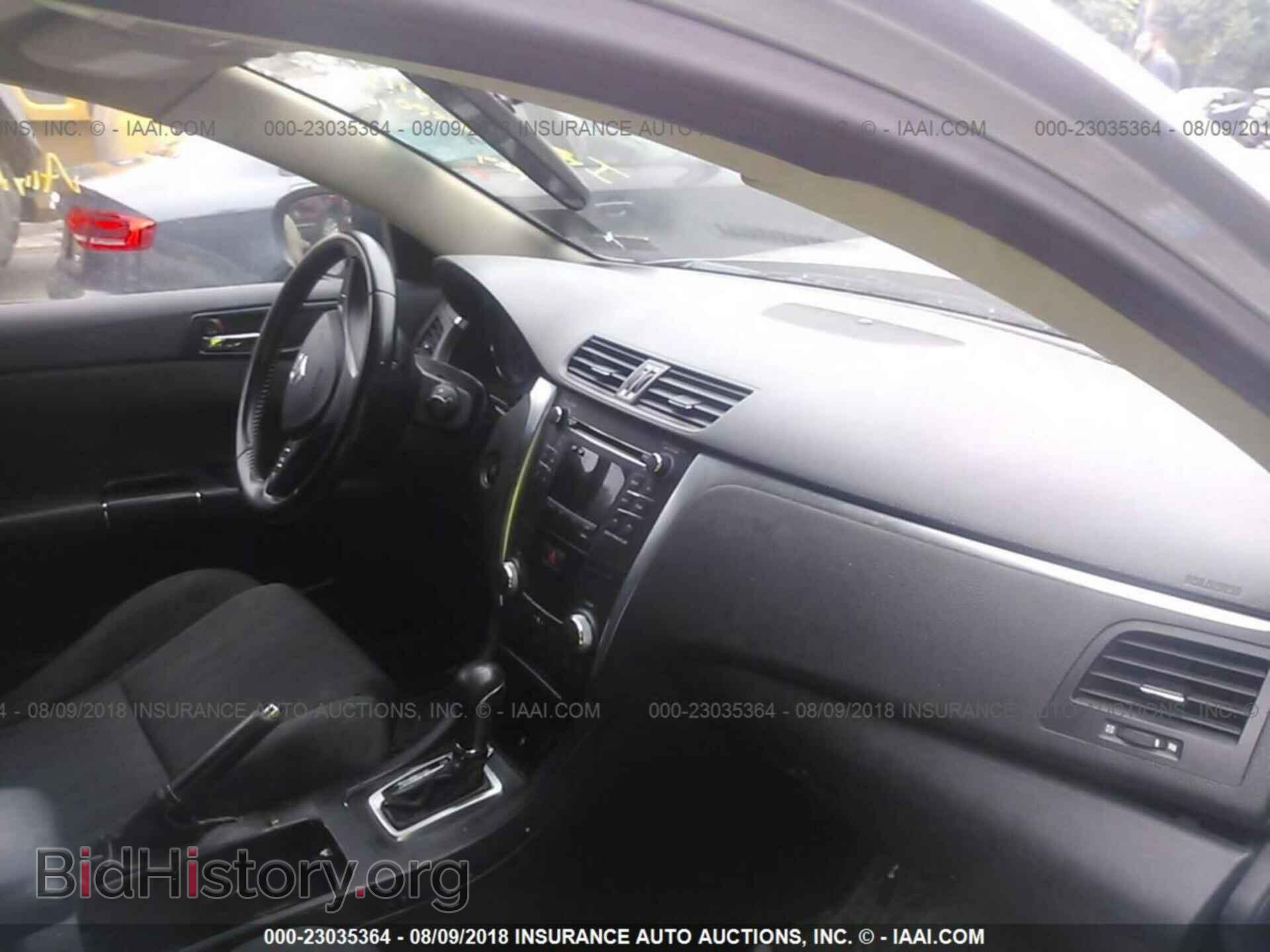 2012 Suzuki Kizashi - VIN: JS2RF9A36C6100842 - Photo 5