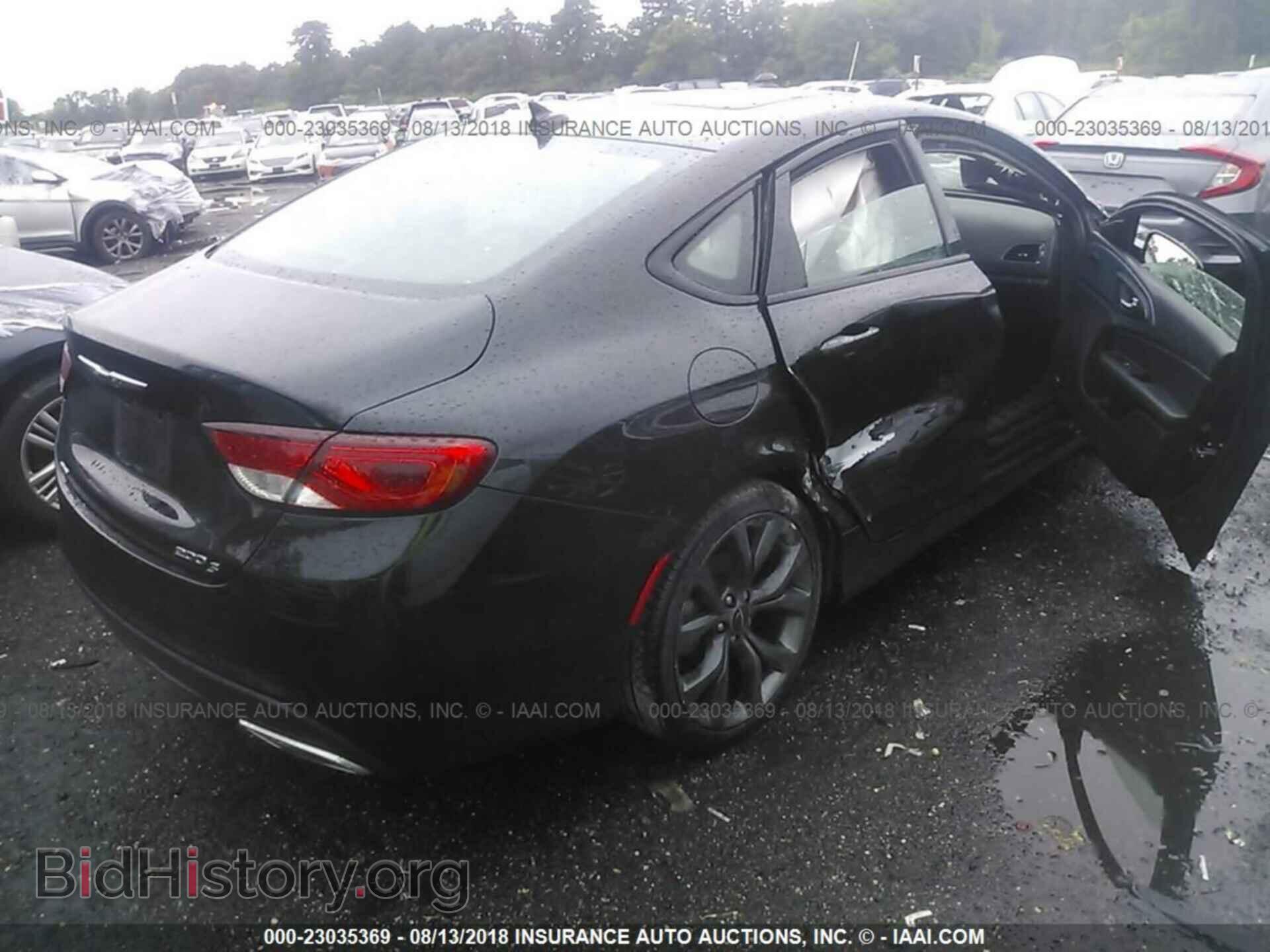 2015 Chrysler 200 - VIN: 1C3CCCDG3FN686788 - Photo 4
