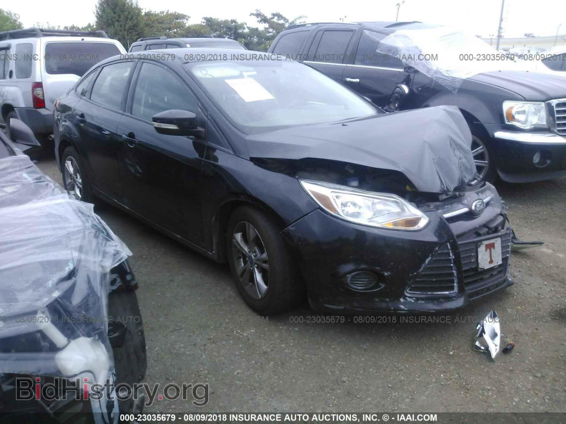 Photo 1FADP3F26EL153050 - Ford Focus 2014