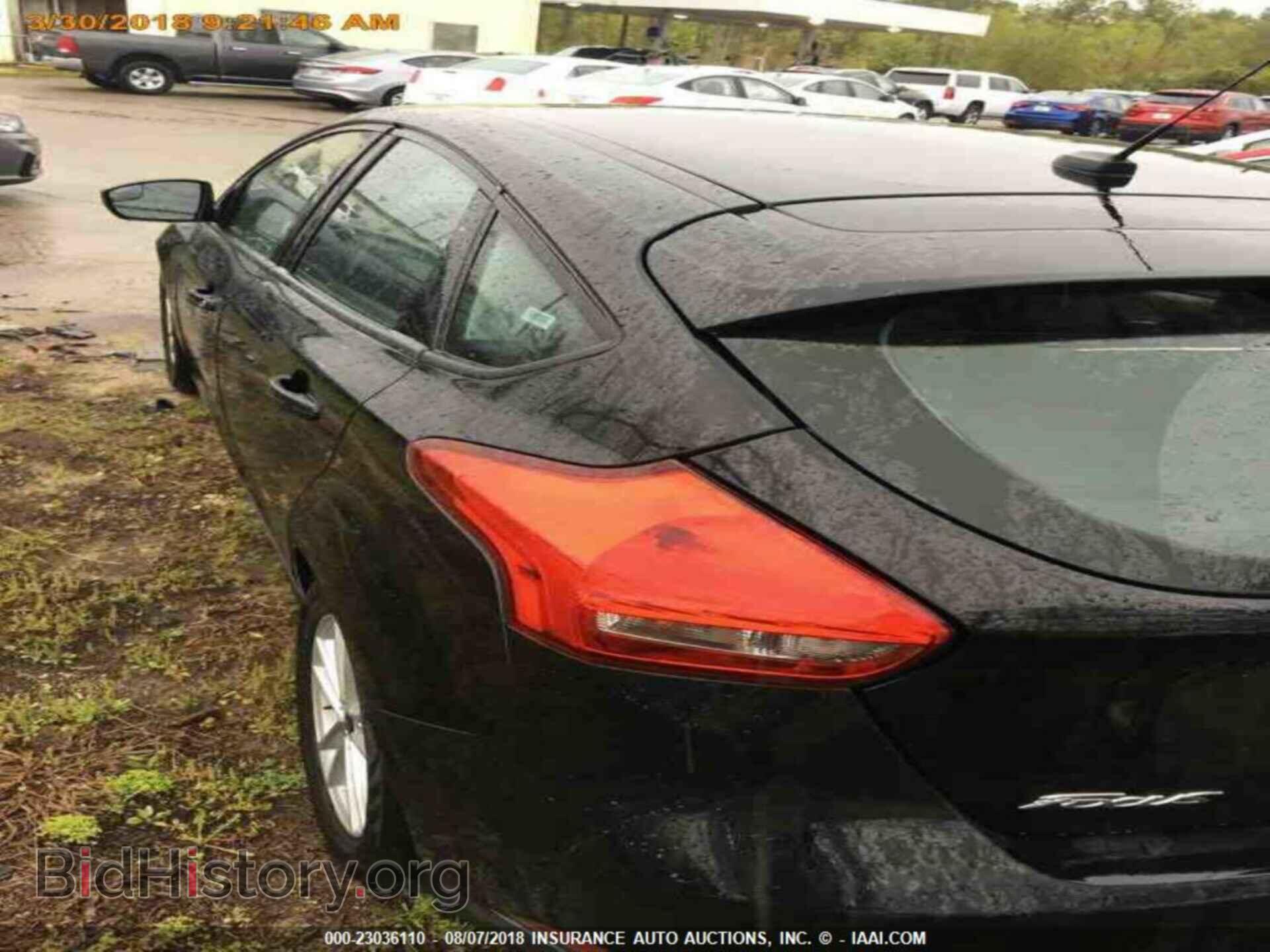 2016 Ford Focus - VIN: 1FADP3K28GL285767 - Photo 13