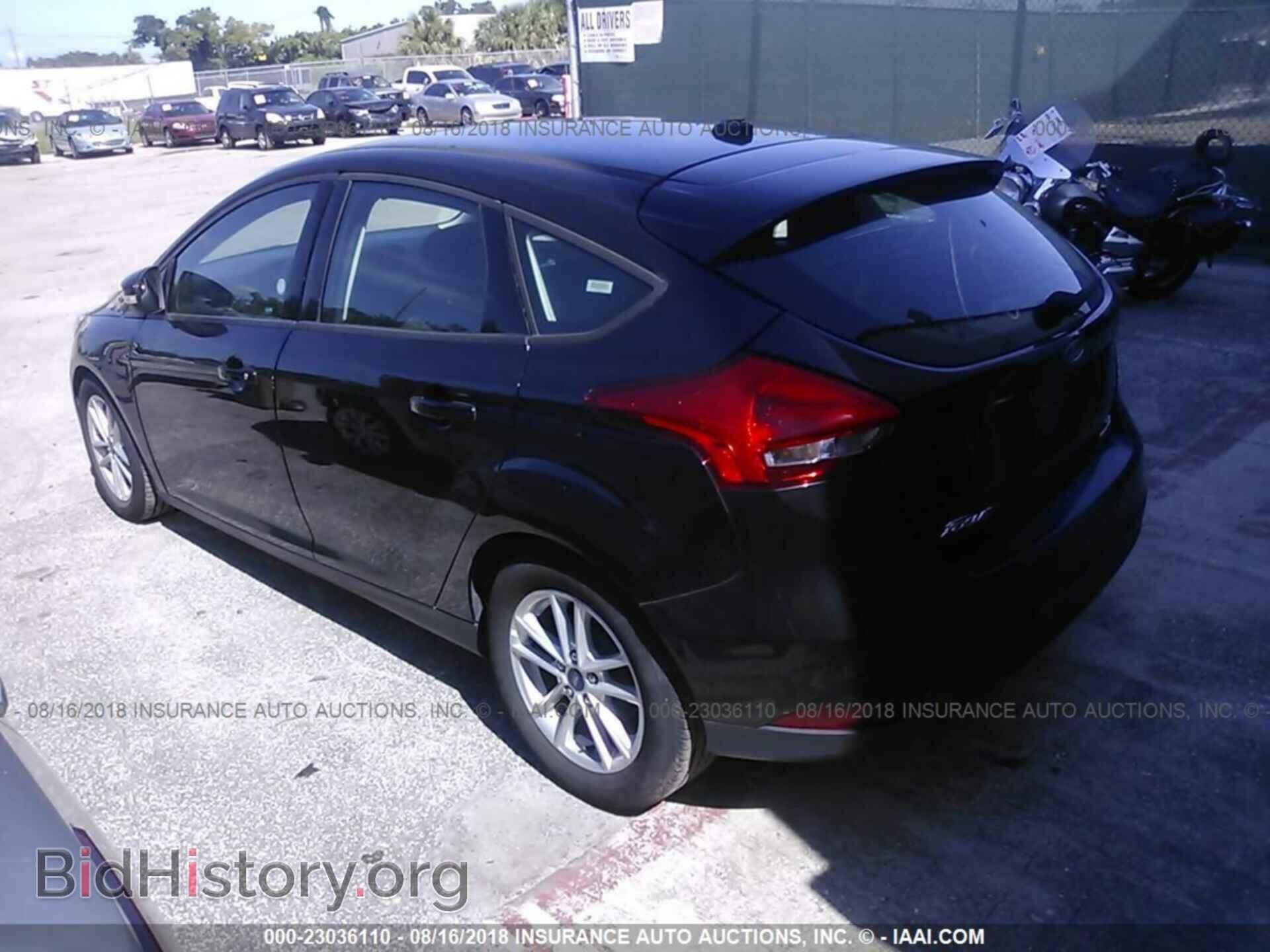 2016 Ford Focus - VIN: 1FADP3K28GL285767 - Photo 3