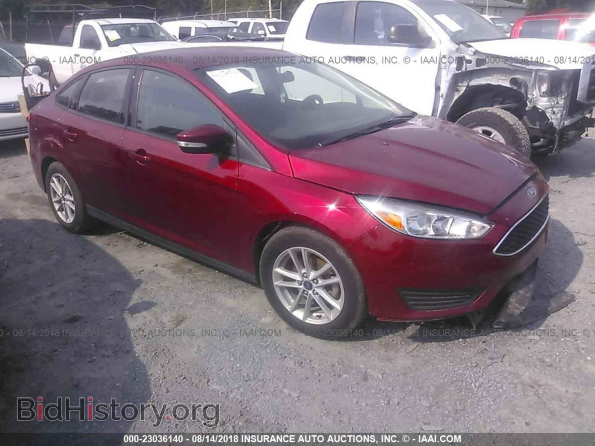 Photo 1FADP3F21HL336750 - Ford Focus 2017