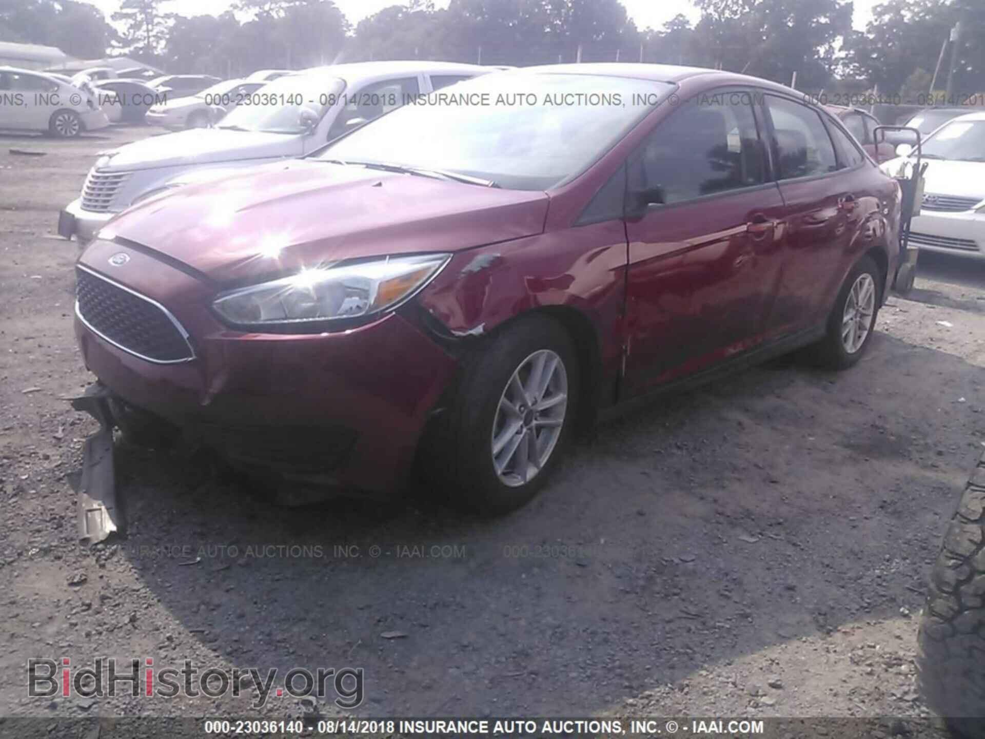 2017 Ford Focus - VIN: 1FADP3F21HL336750 - Photo 2