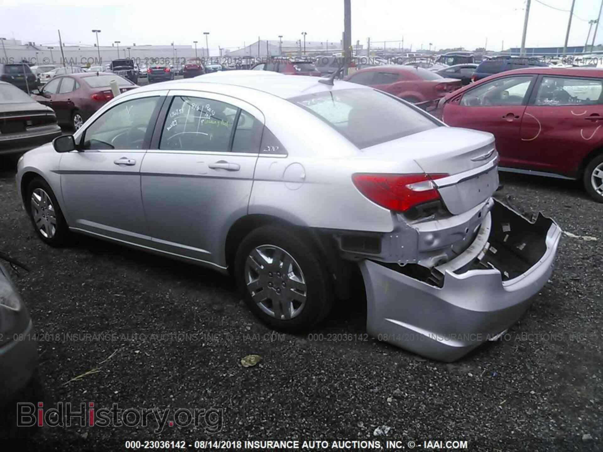 2012 Chrysler 200 - VIN: 1C3CCBAB2CN138926 - Photo 3
