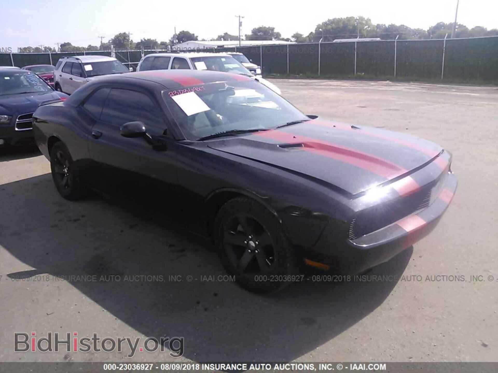 Photo 2C3CDYAG7CH162093 - Dodge Challenger 2012