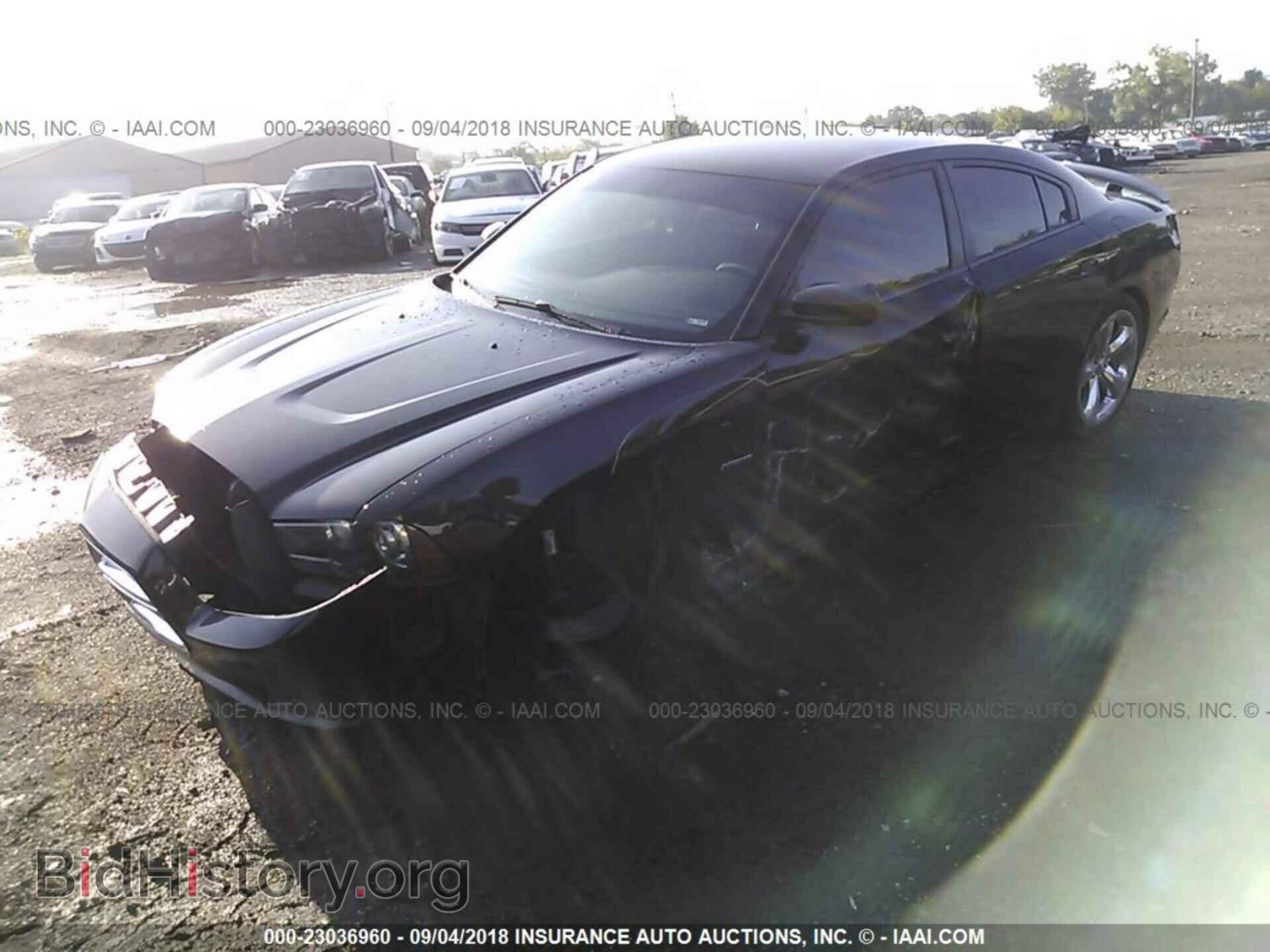 2013 Dodge Charger - VIN: 2C3CDXCT4DH712064 - Photo 2