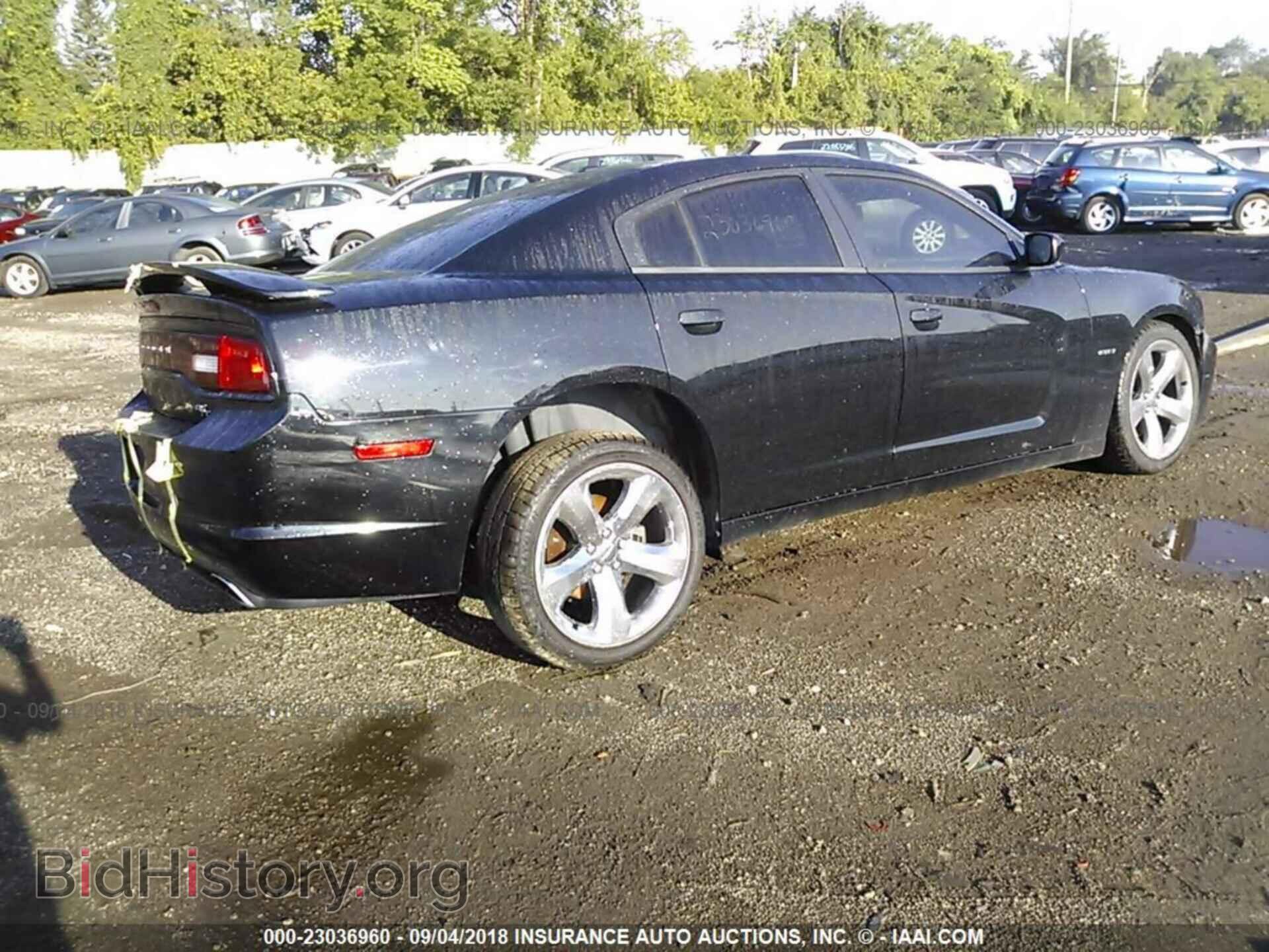 2013 Dodge Charger - VIN: 2C3CDXCT4DH712064 - Photo 4