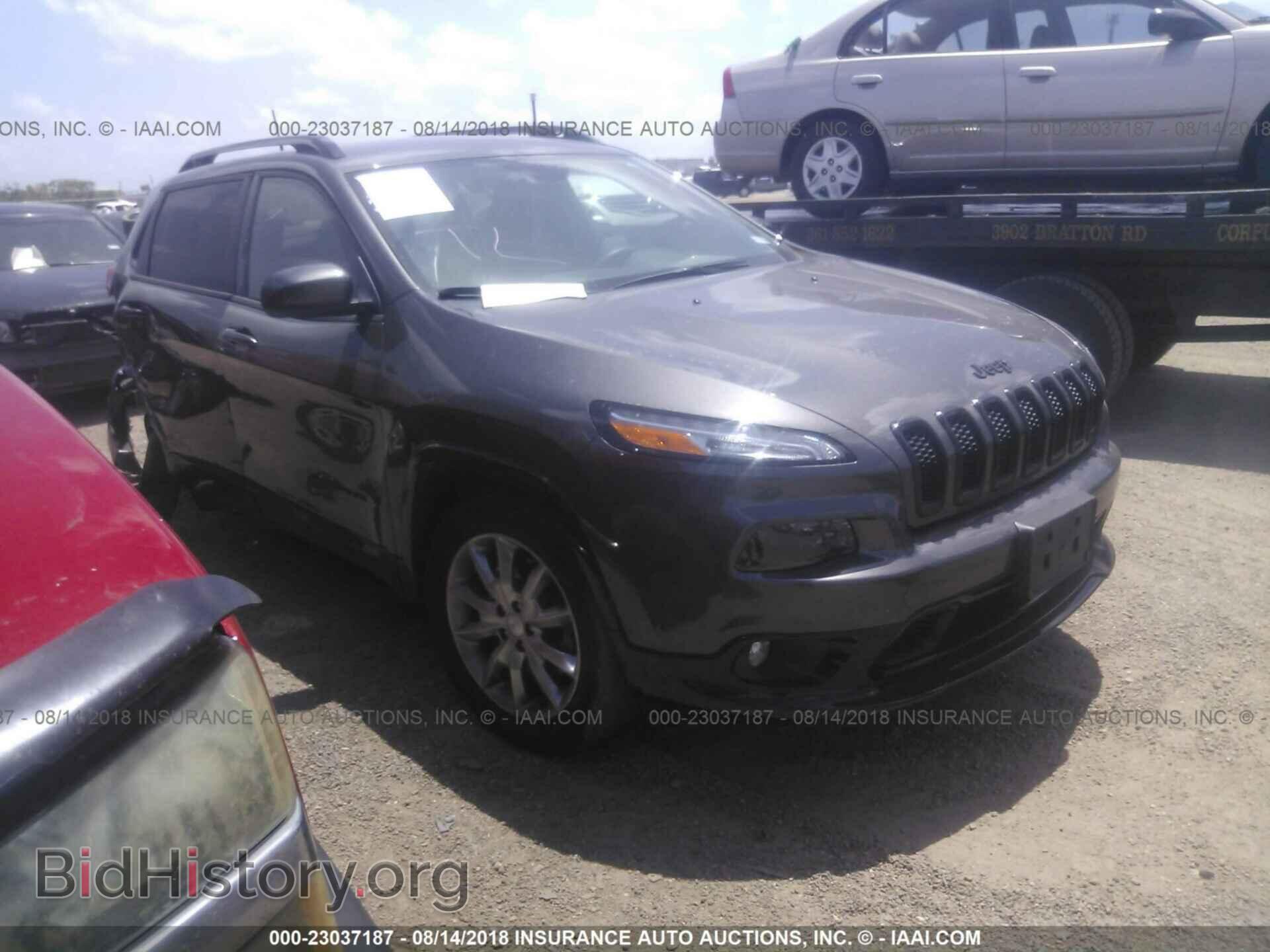 Photo 1C4PJLCB4JD588229 - Jeep Cherokee 2018