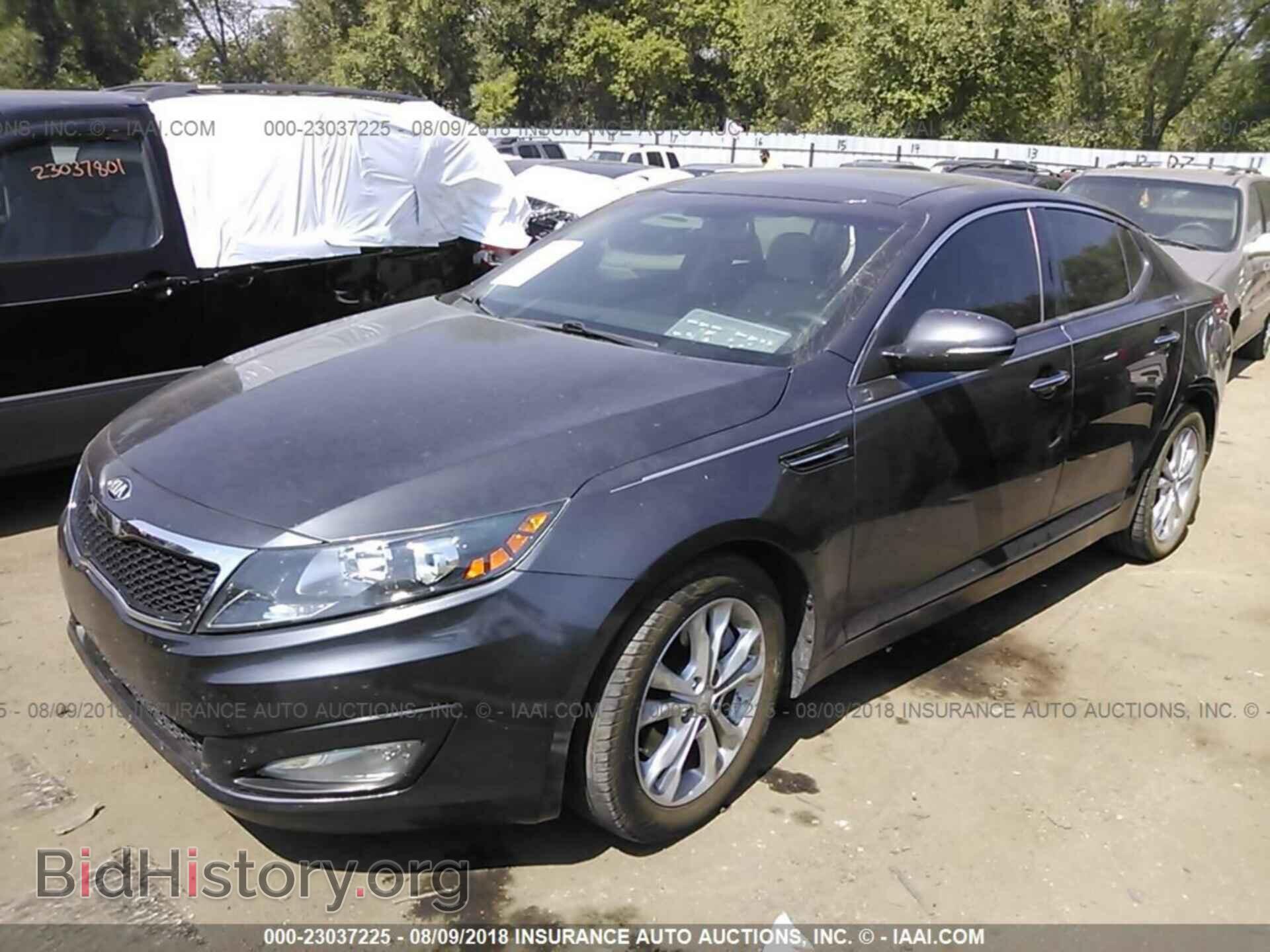2011 Kia Optima - VIN: KNAGN4A65B5145449 - Фото 2