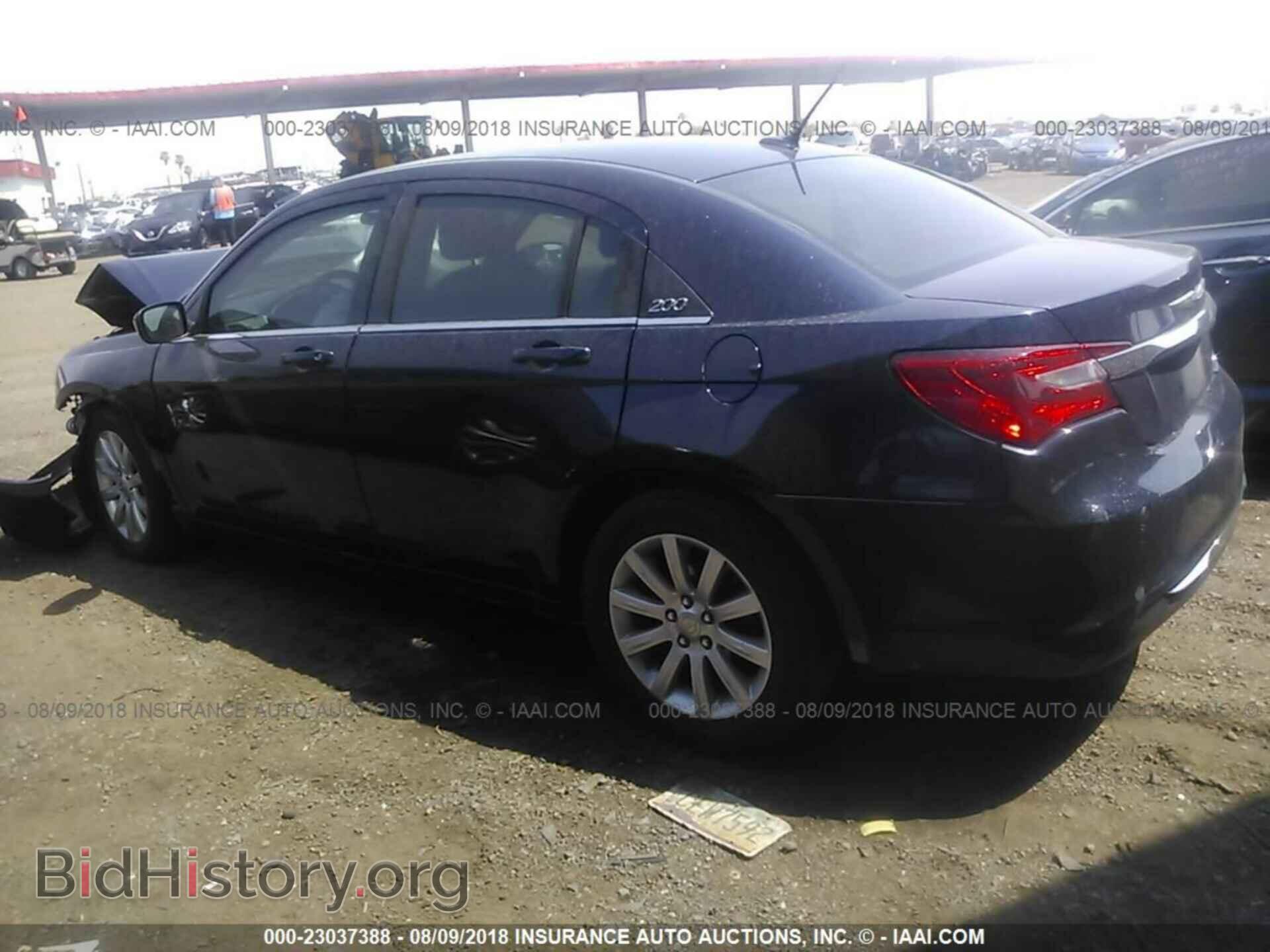 2014 Chrysler 200 - VIN: 1C3CCBBB5EN127808 - Photo 3