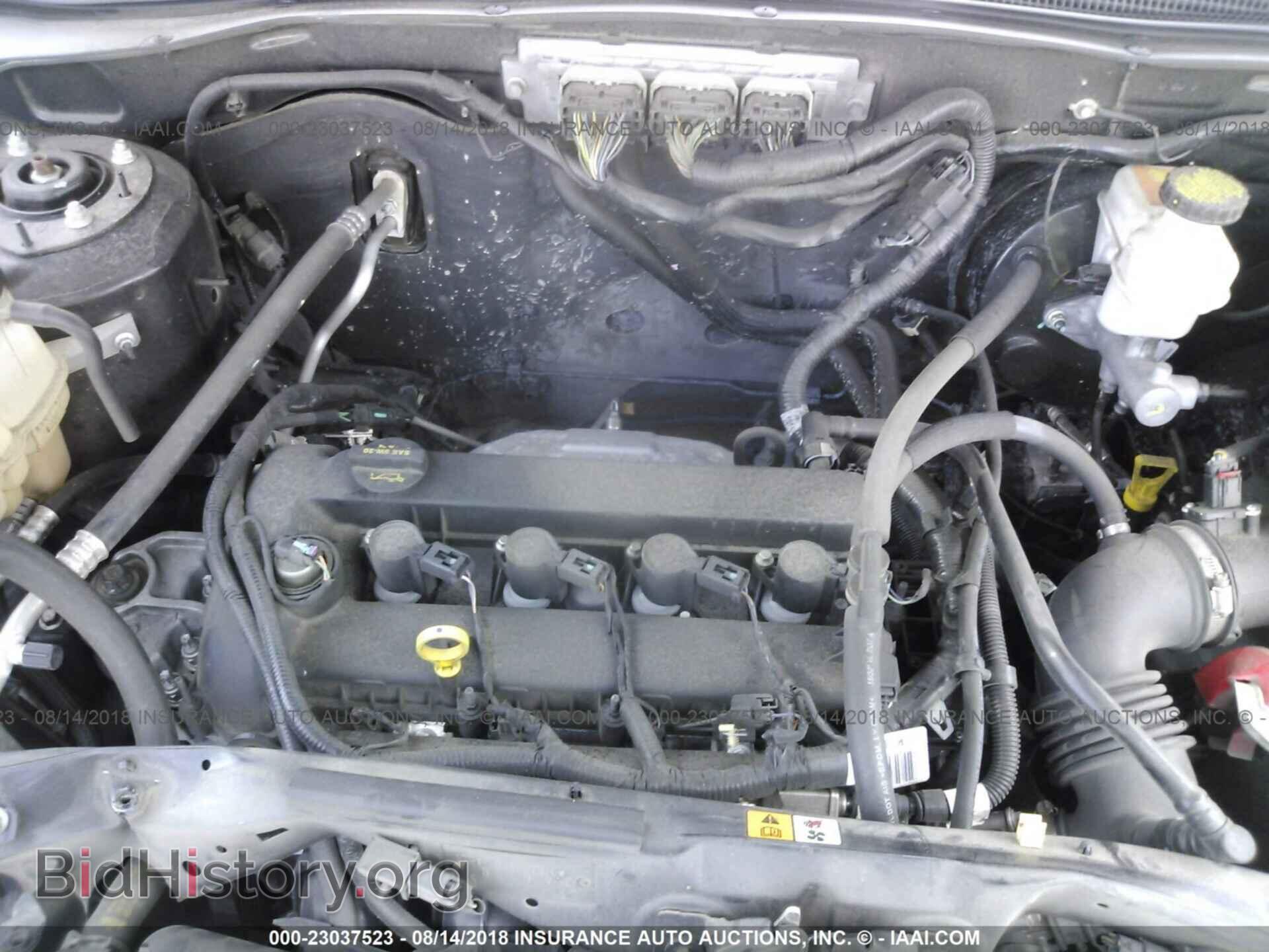 2012 Ford Escape - VIN: 1FMCU0D77CKC00452 - Фото 10