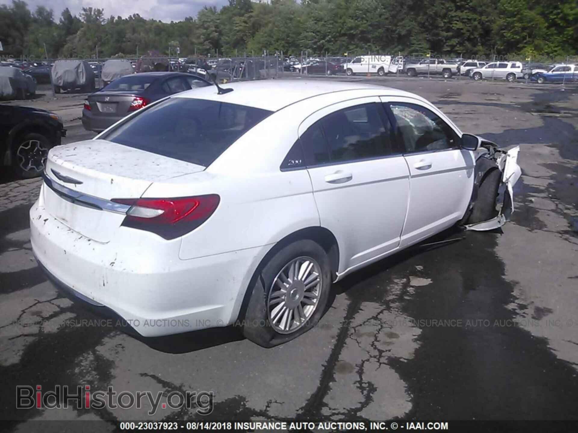 2012 Chrysler 200 - VIN: 1C3CCBAB4CN167229 - Фото 4
