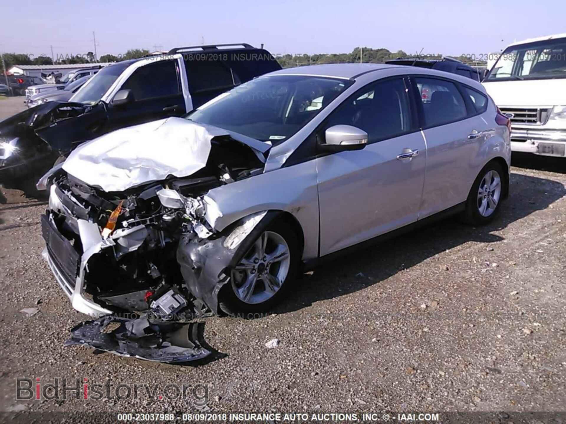 2014 Ford Focus - VIN: 1FADP3K24EL431238 - Фото 2