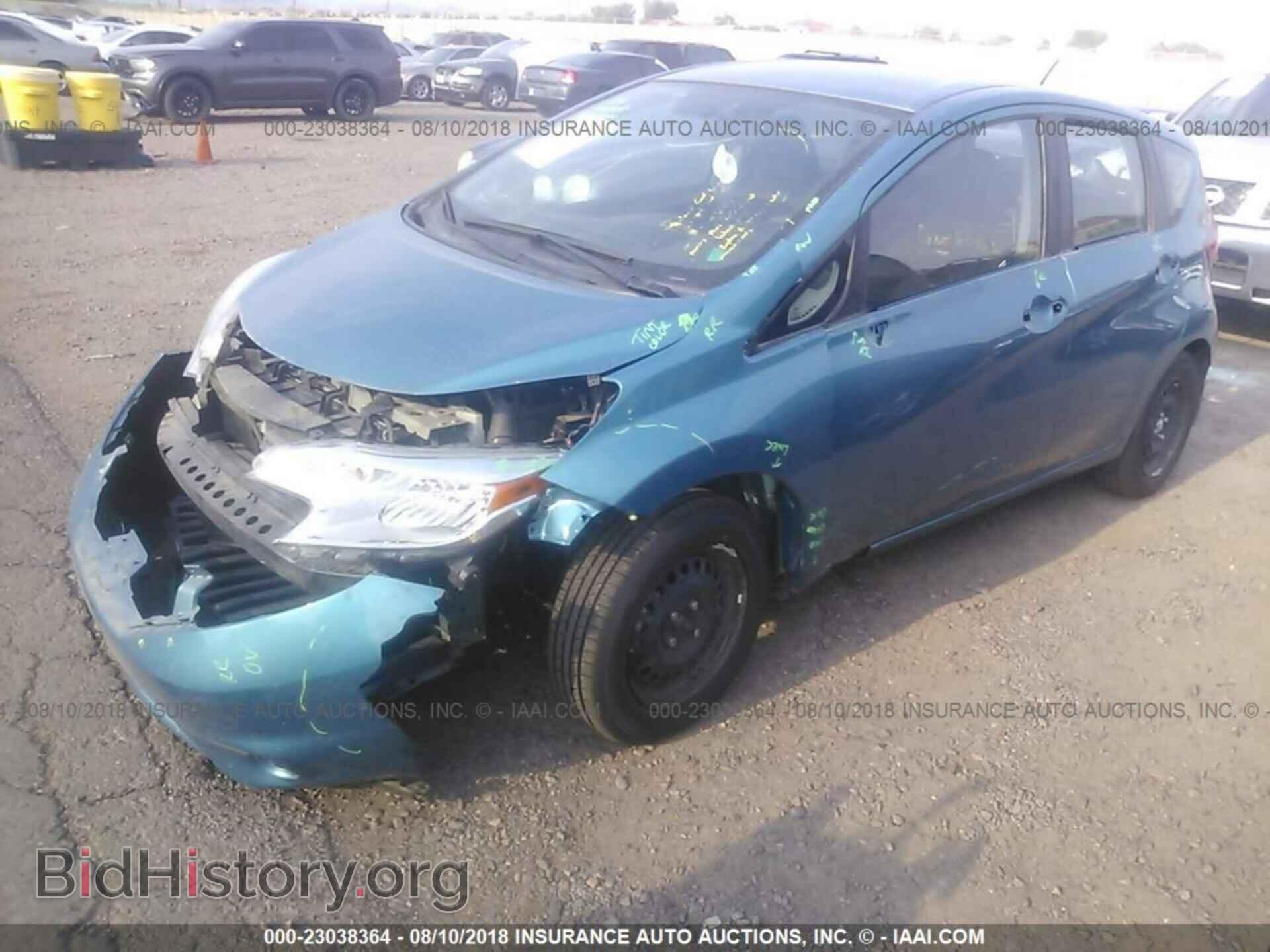 2015 Nissan Versa note - VIN: 3N1CE2CP7FL370900 - Фото 2